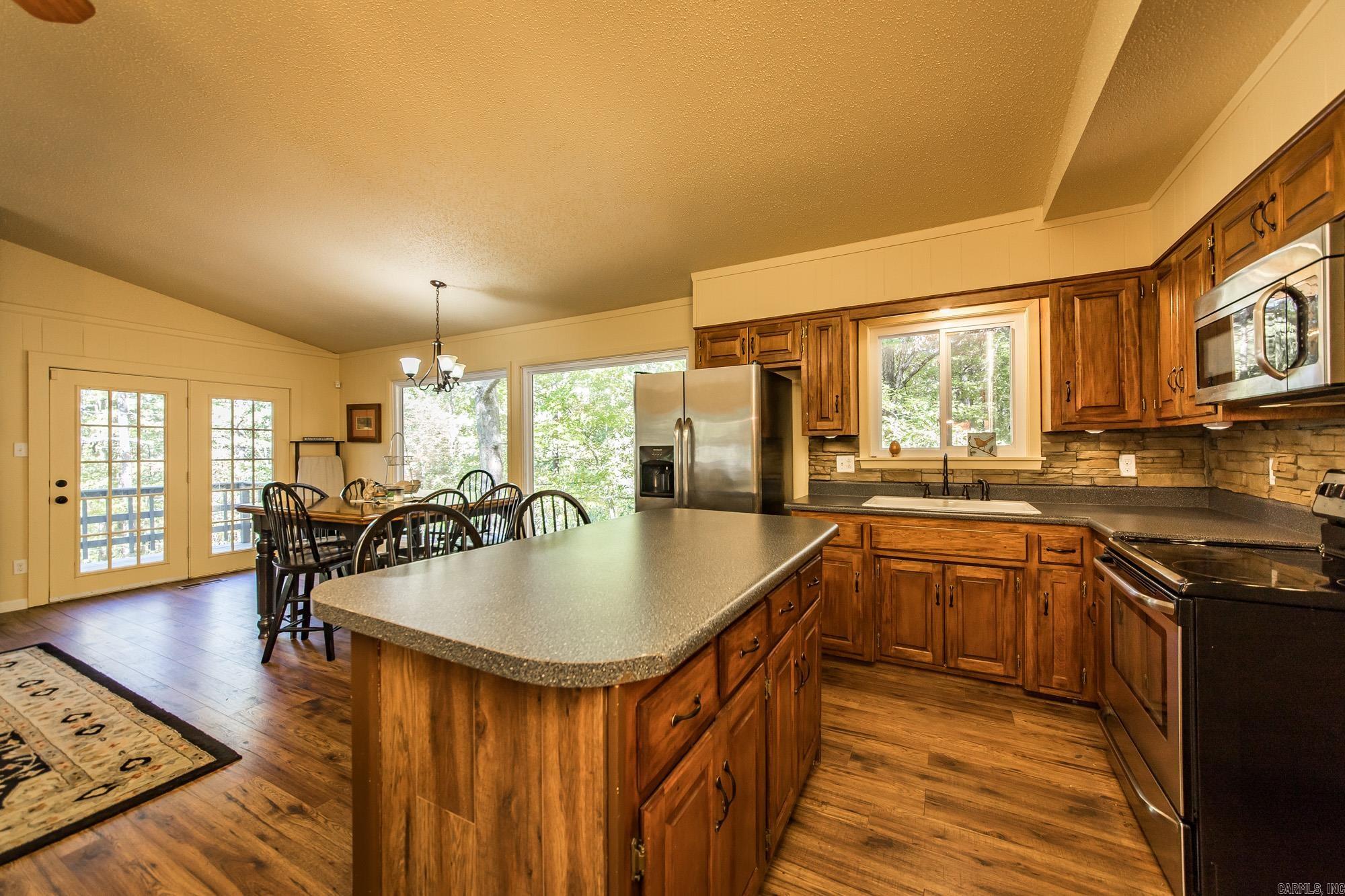 Lake View - Residential