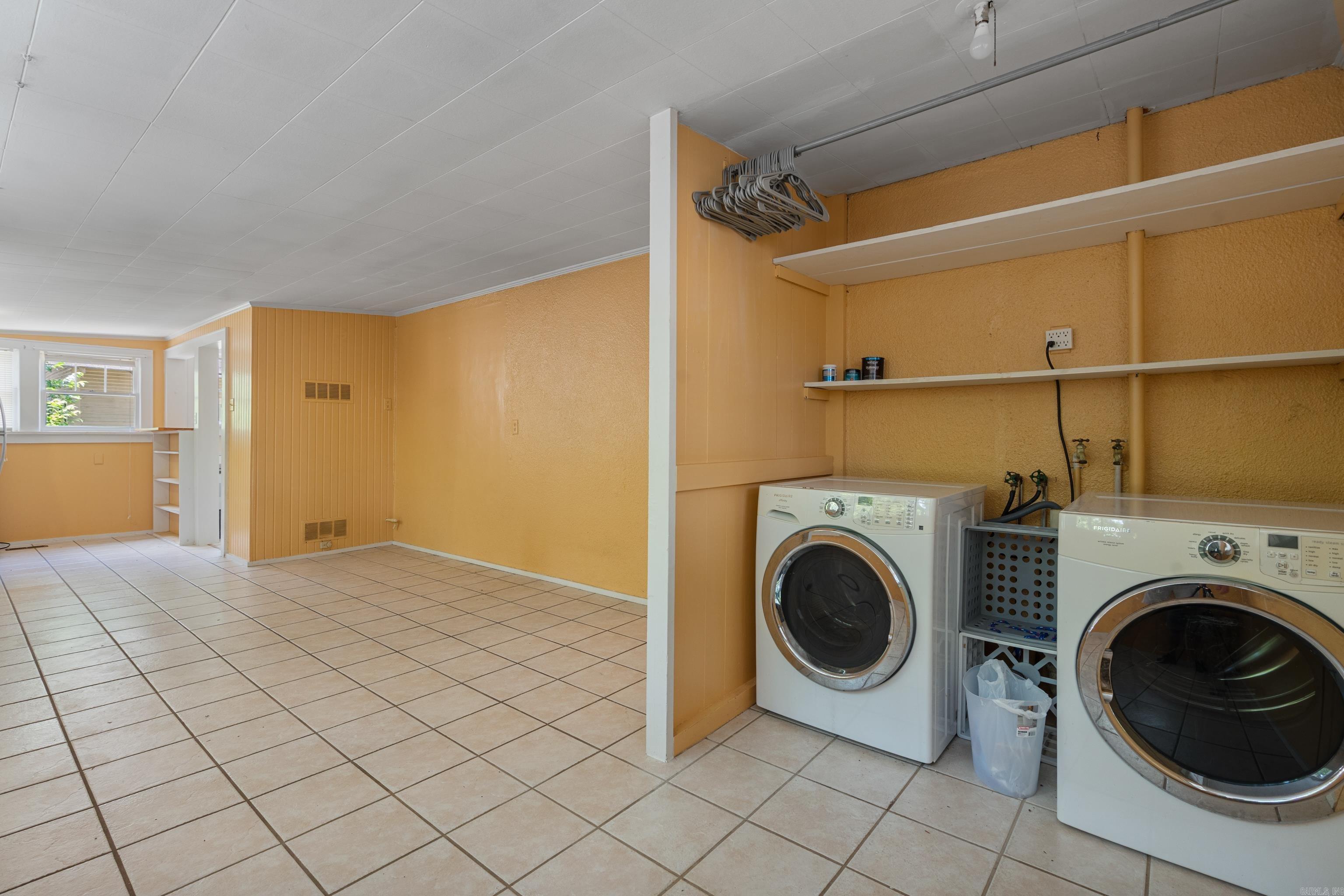 BARRY, W.H. - Residential