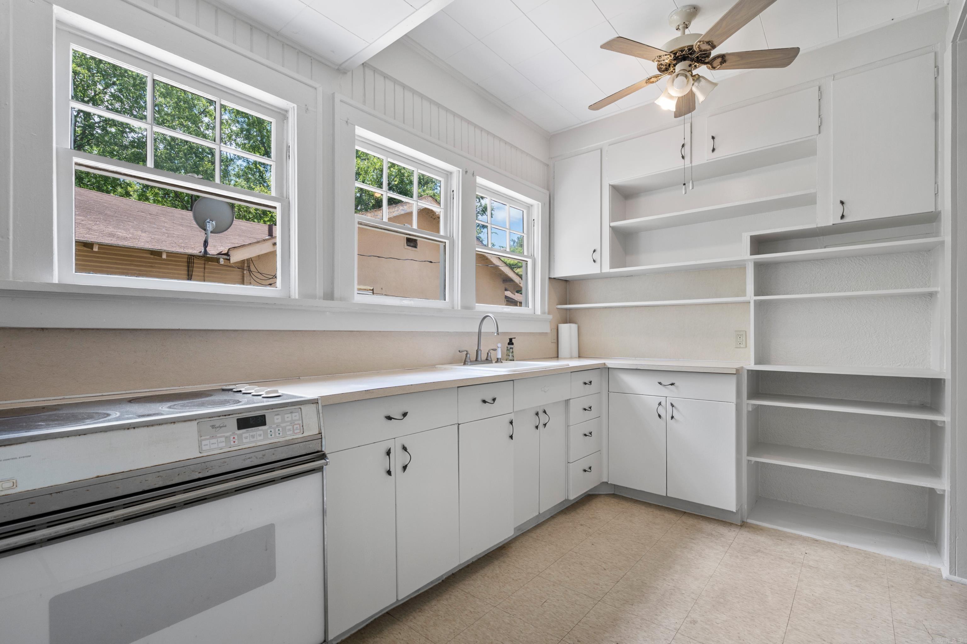 BARRY, W.H. - Residential