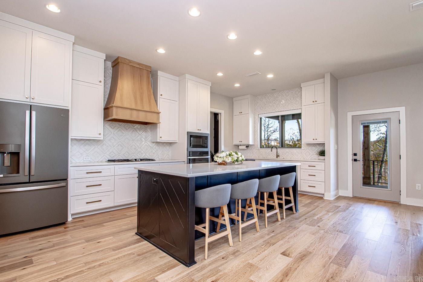 MAUMELLE VALLEY ESTATES - Residential