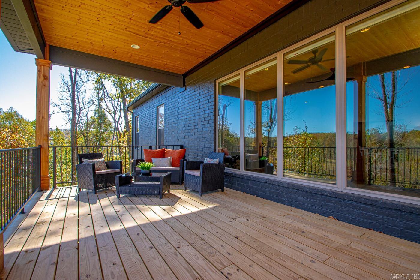 MAUMELLE VALLEY ESTATES - Residential