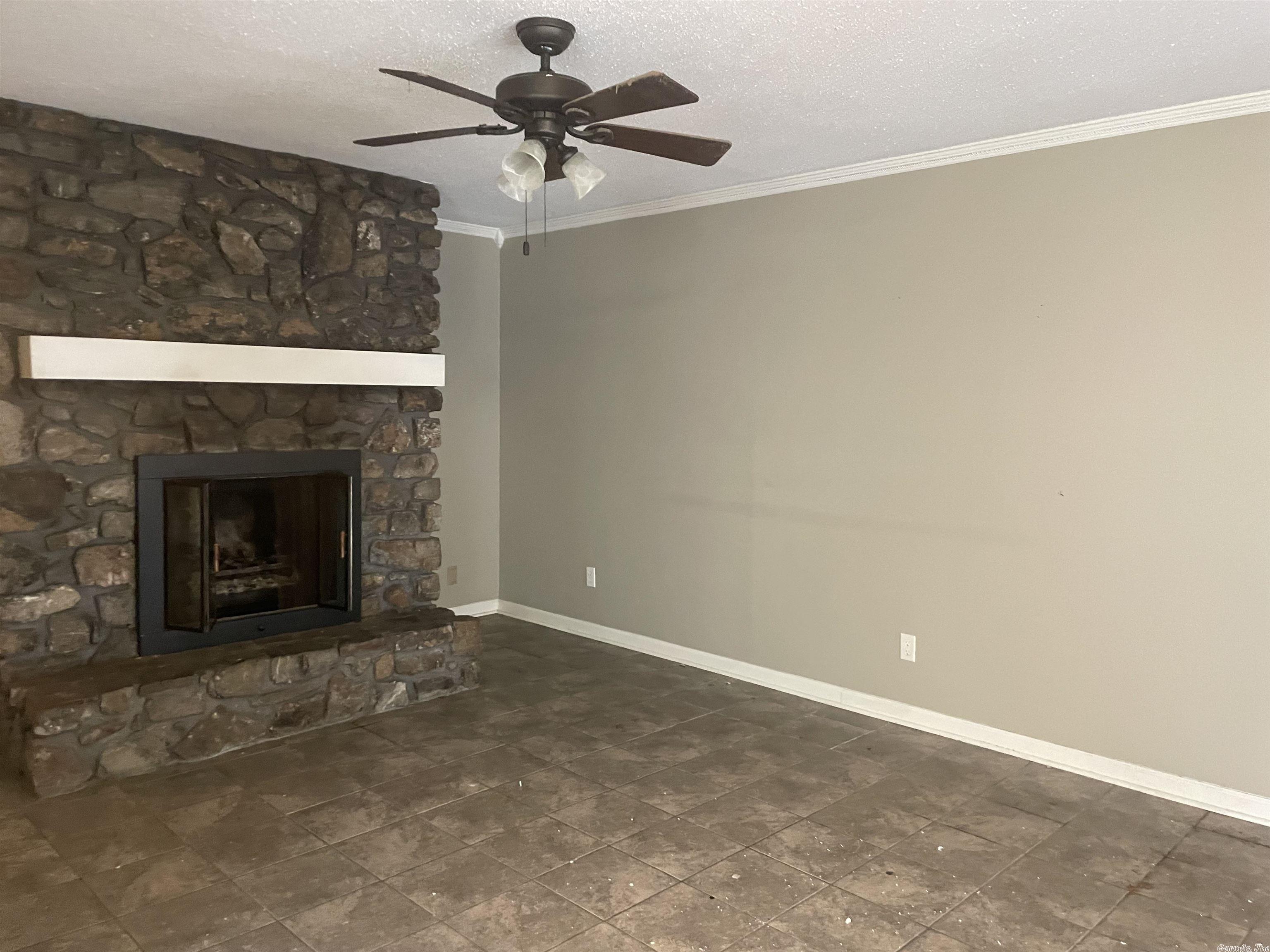 Springhill Manor - Residential