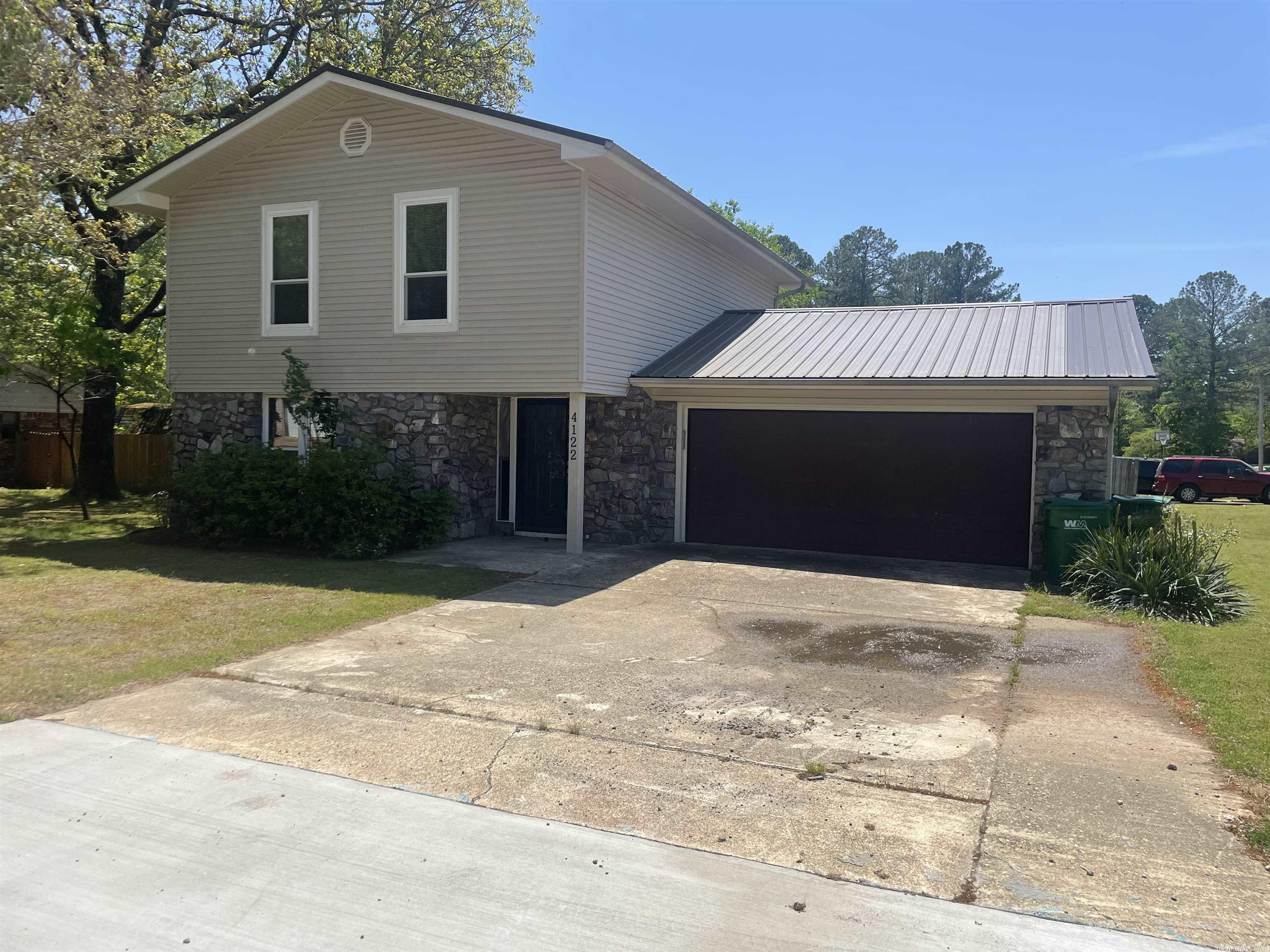 Springhill Manor - Residential