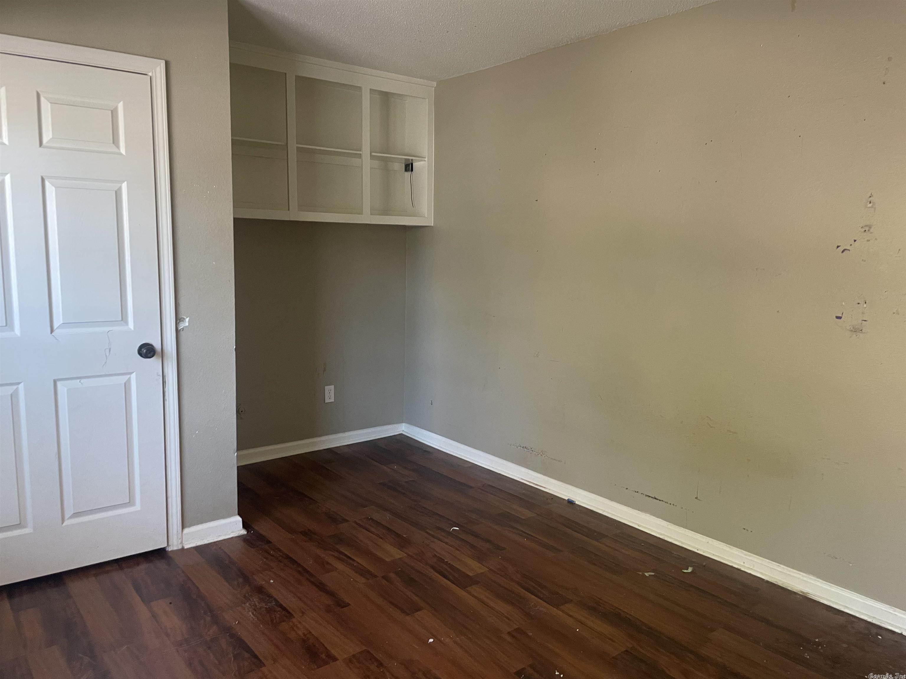 Springhill Manor - Residential