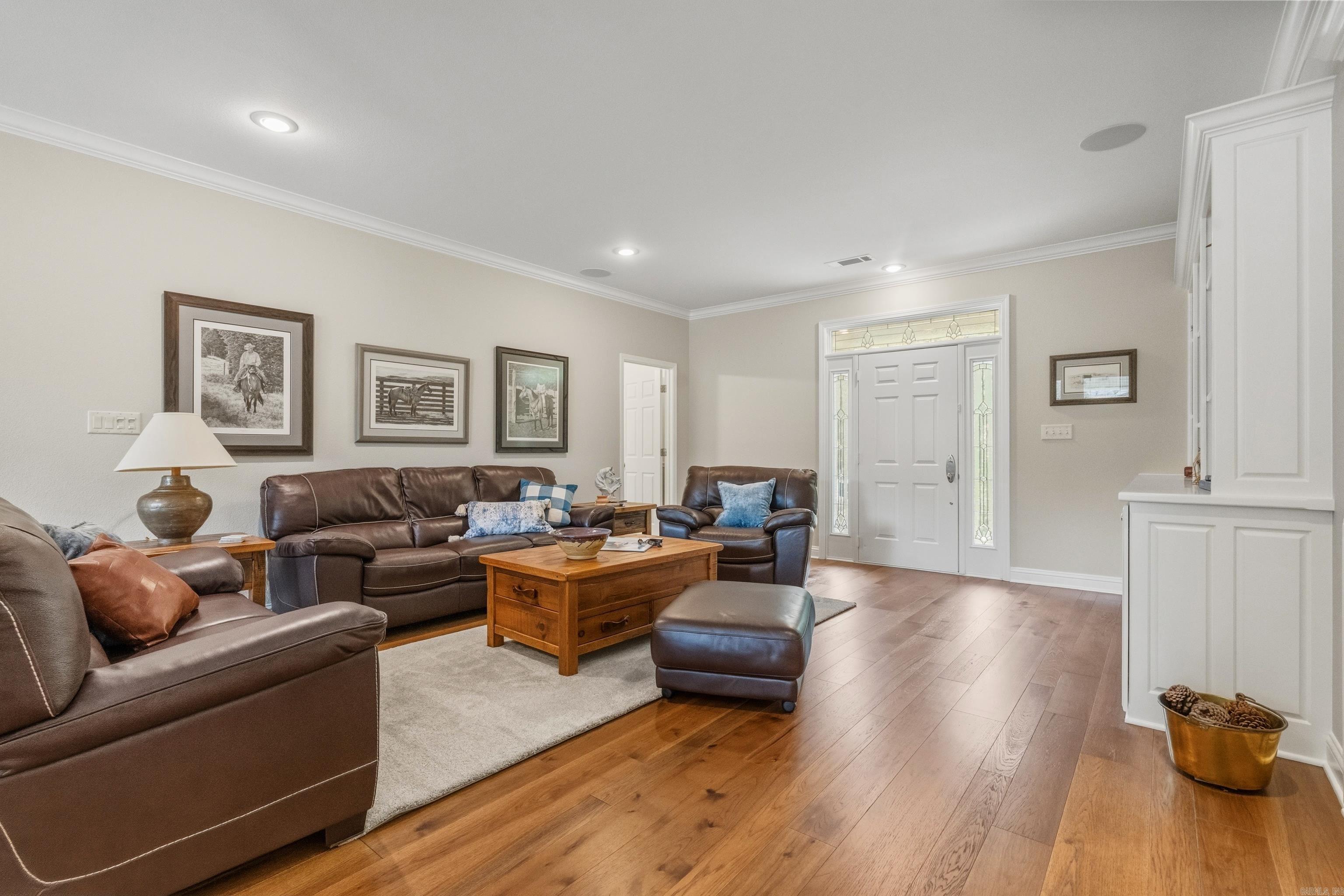 INDIAN HILLS - Residential