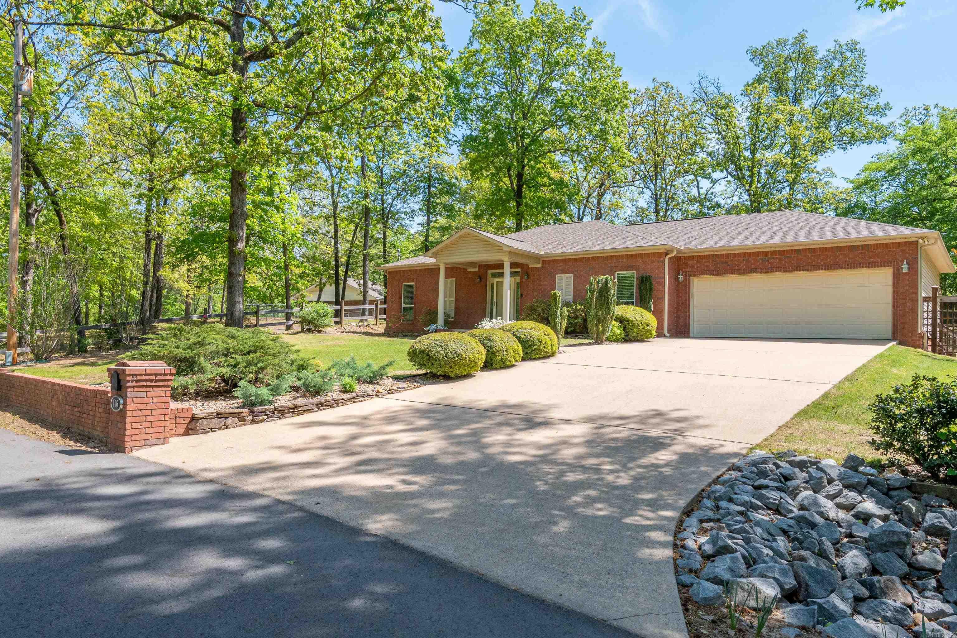 INDIAN HILLS - Residential