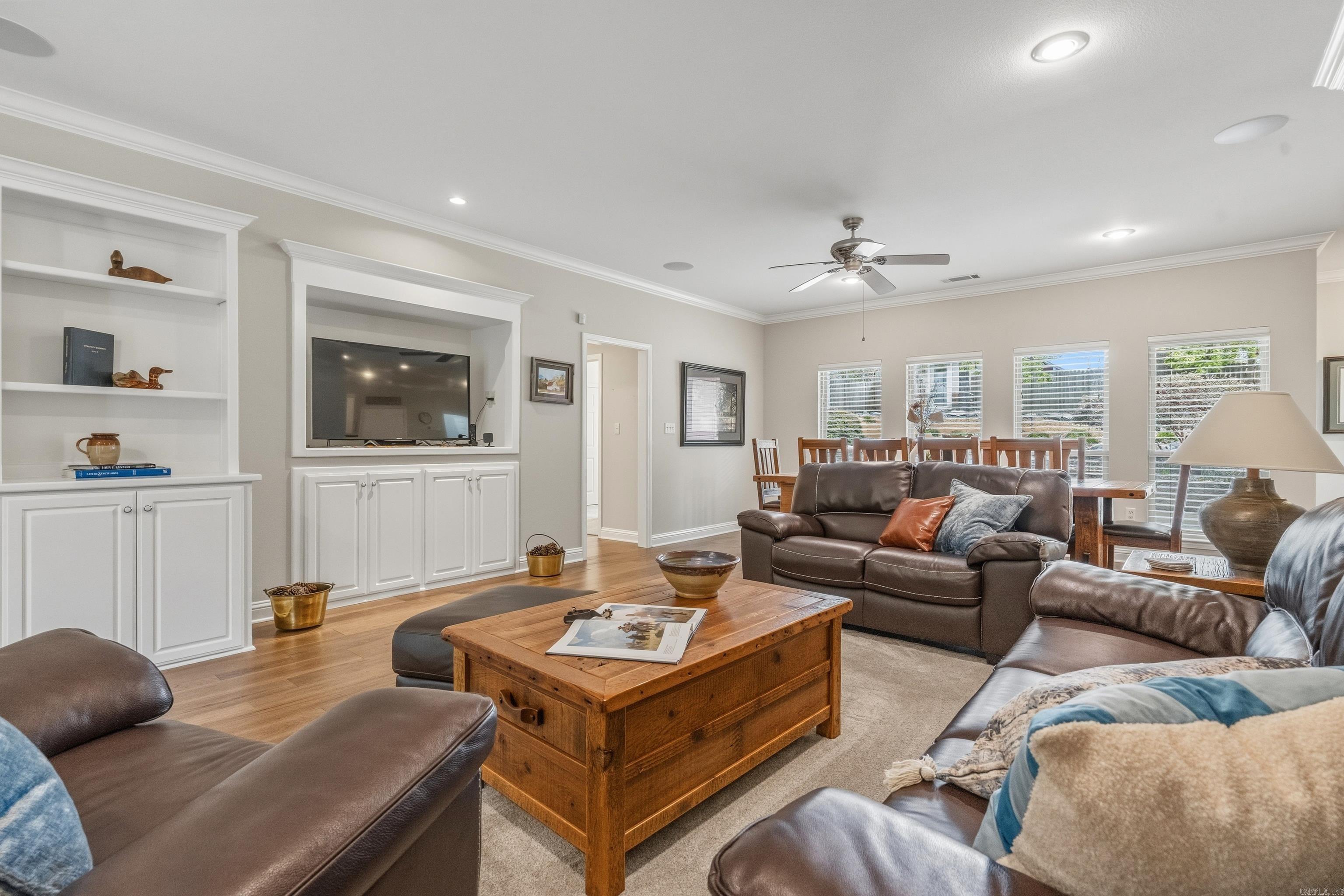 INDIAN HILLS - Residential