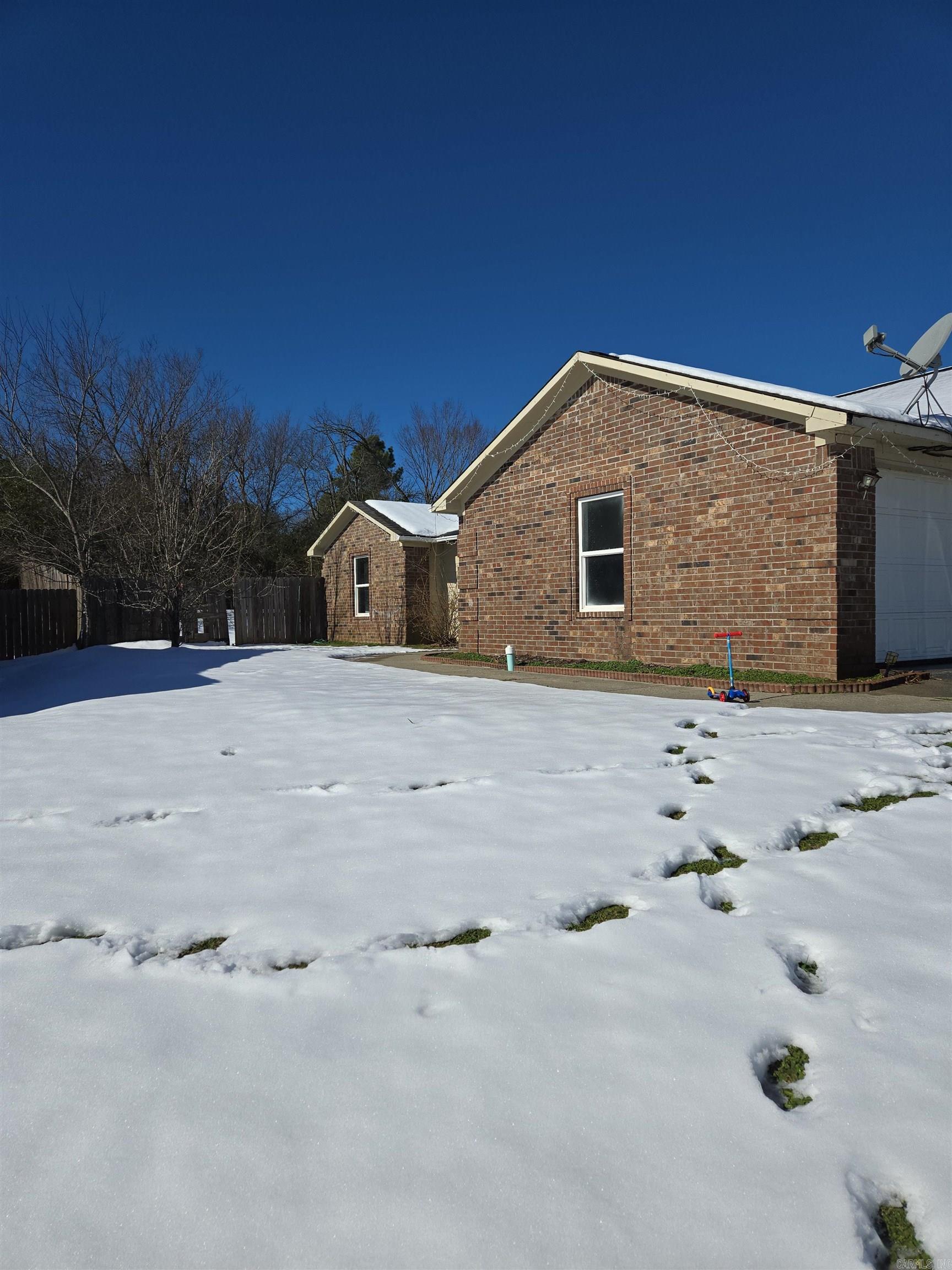 This 4-bedroom, 2.5-bath home with 1,892 square feet sits on a flat lot at the end of a quiet cul-de-sac, ideal for families. The open floor plan is great for everyday living and entertaining, and it's just a short walk to the local school. With some TLC, this home offers amazing potential.