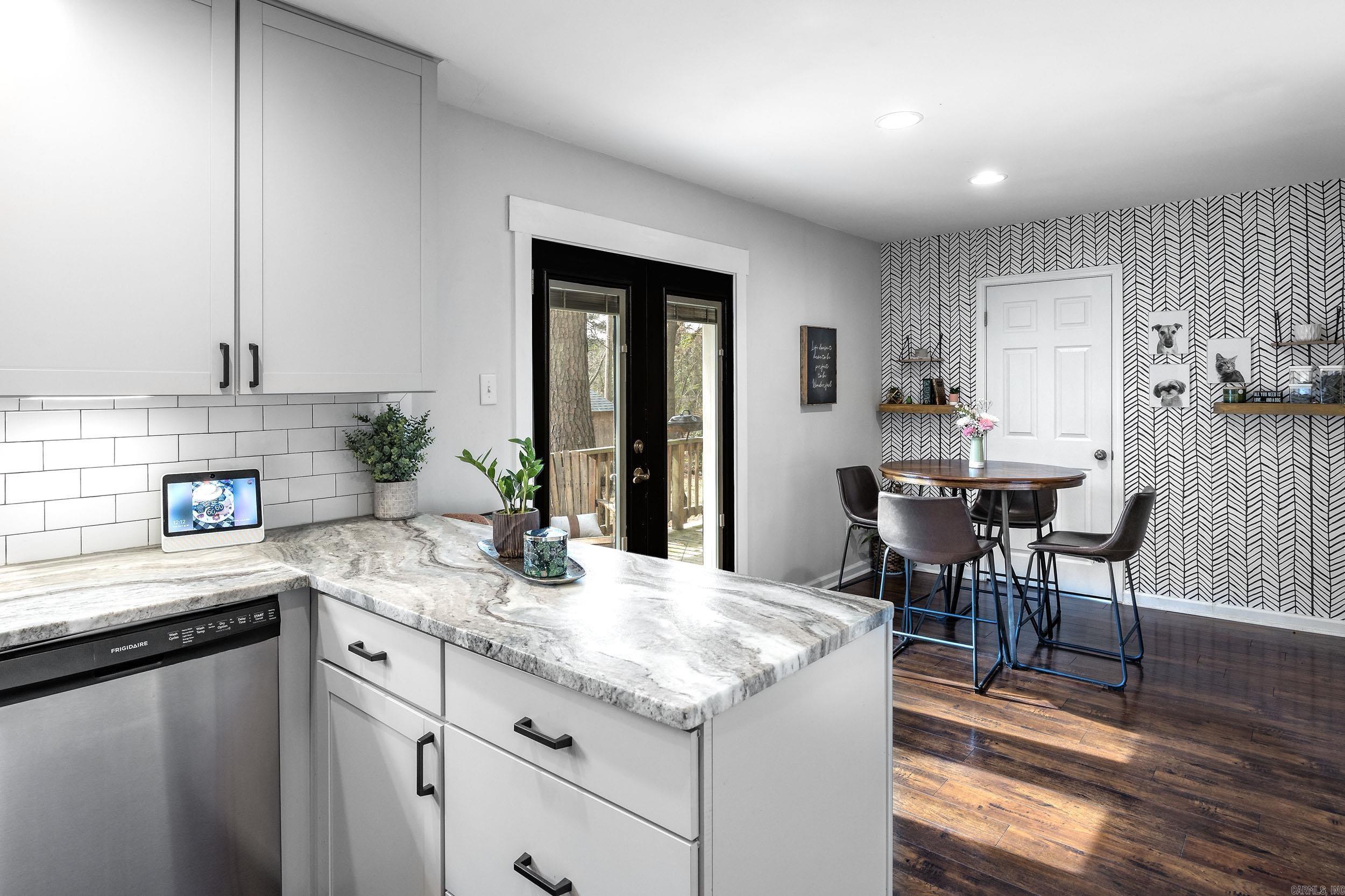 ECHO VALLEY - Residential