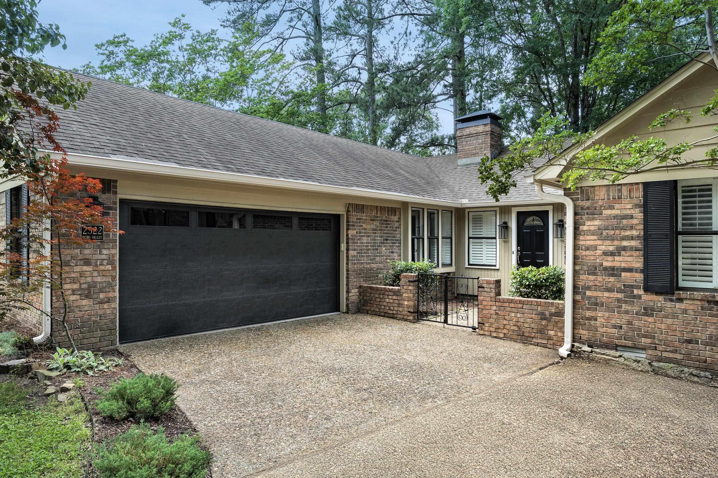 ECHO VALLEY - Residential