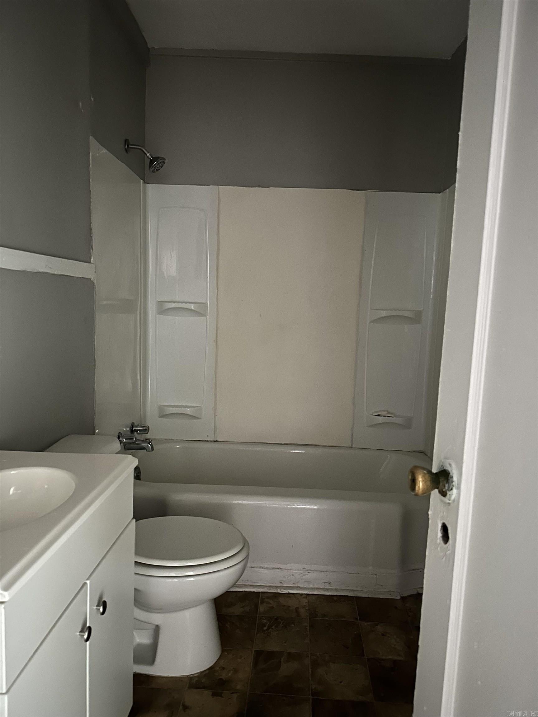 Chickasaw Place - Residential Lease