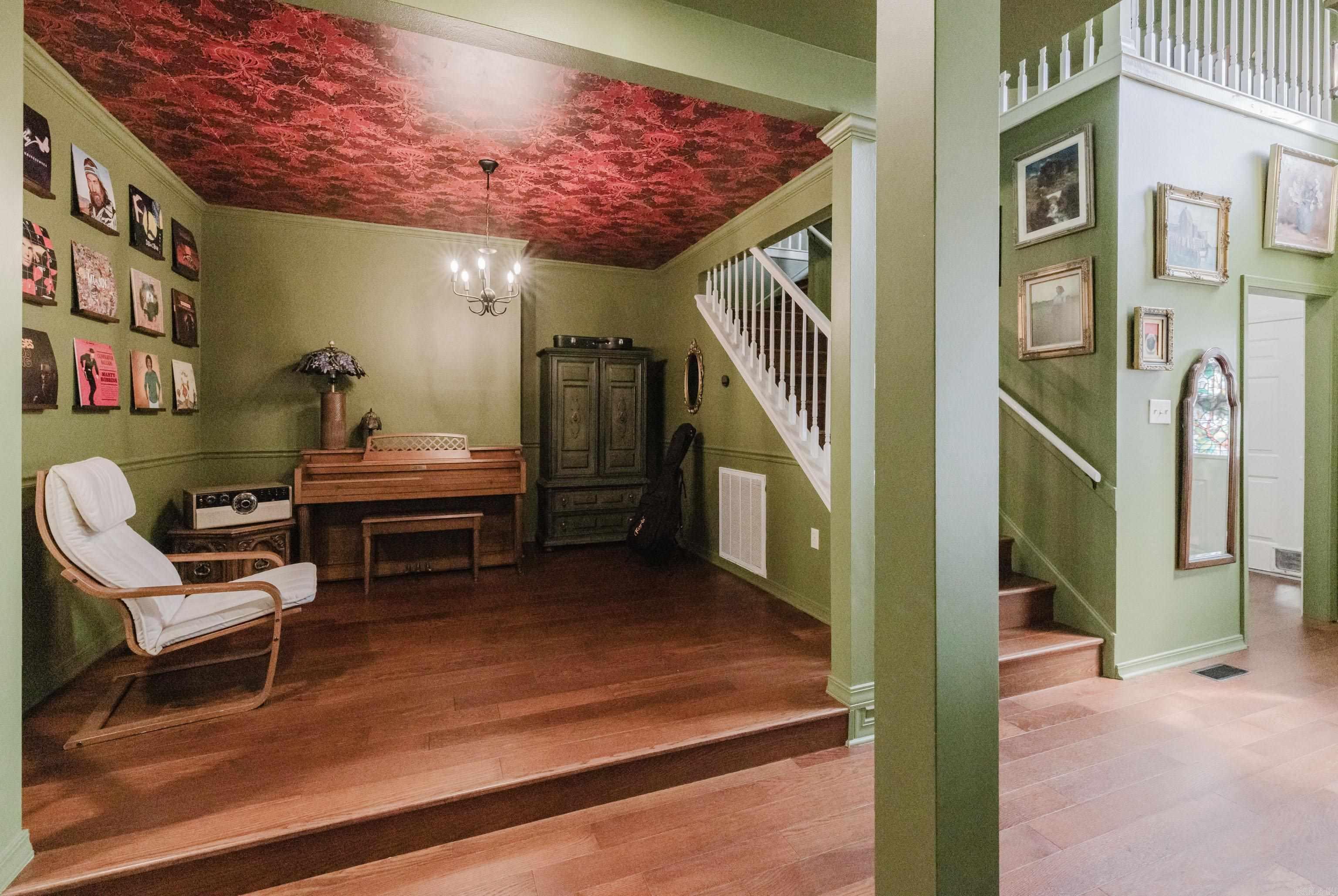 RAINWOOD COVE - Residential