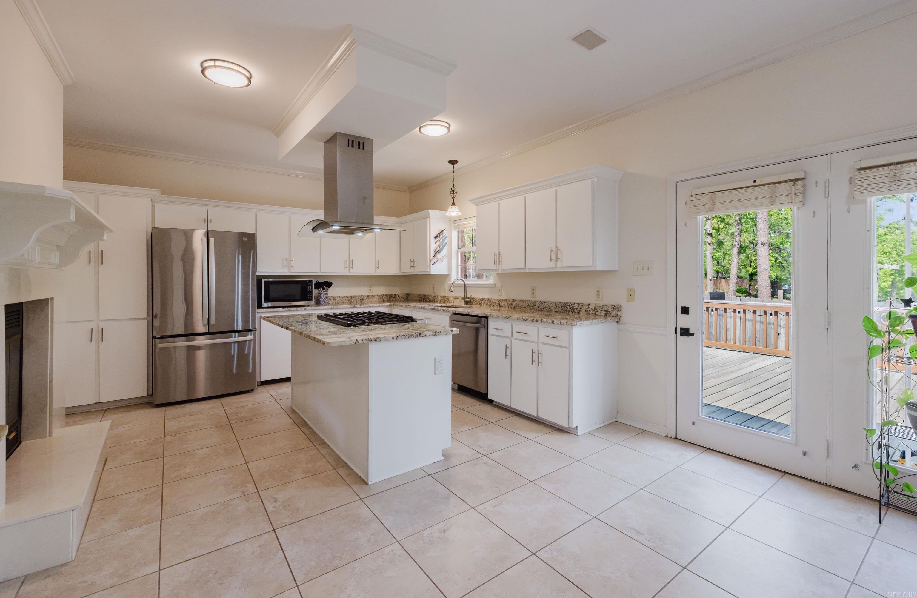 RAINWOOD COVE - Residential