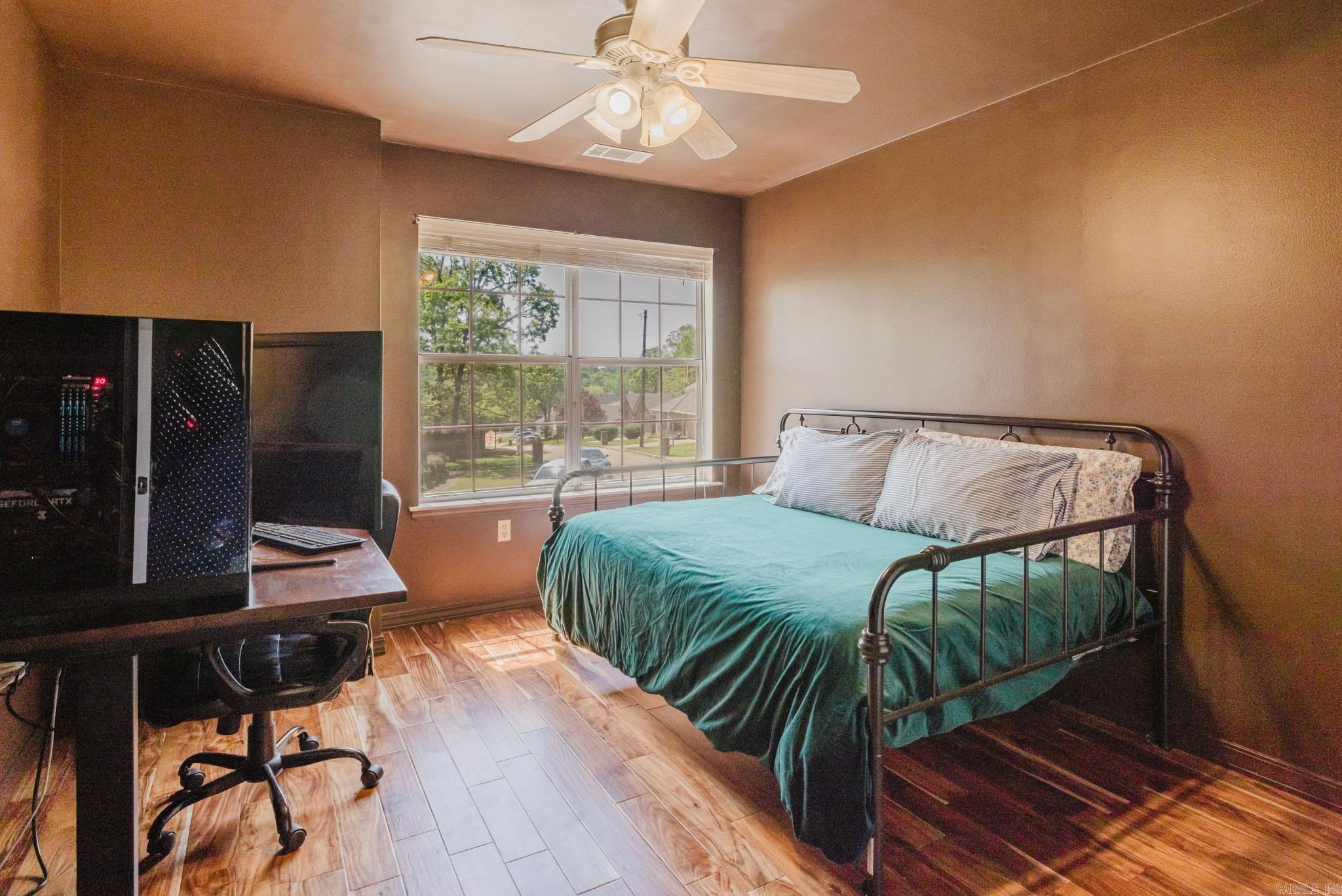 RAINWOOD COVE - Residential