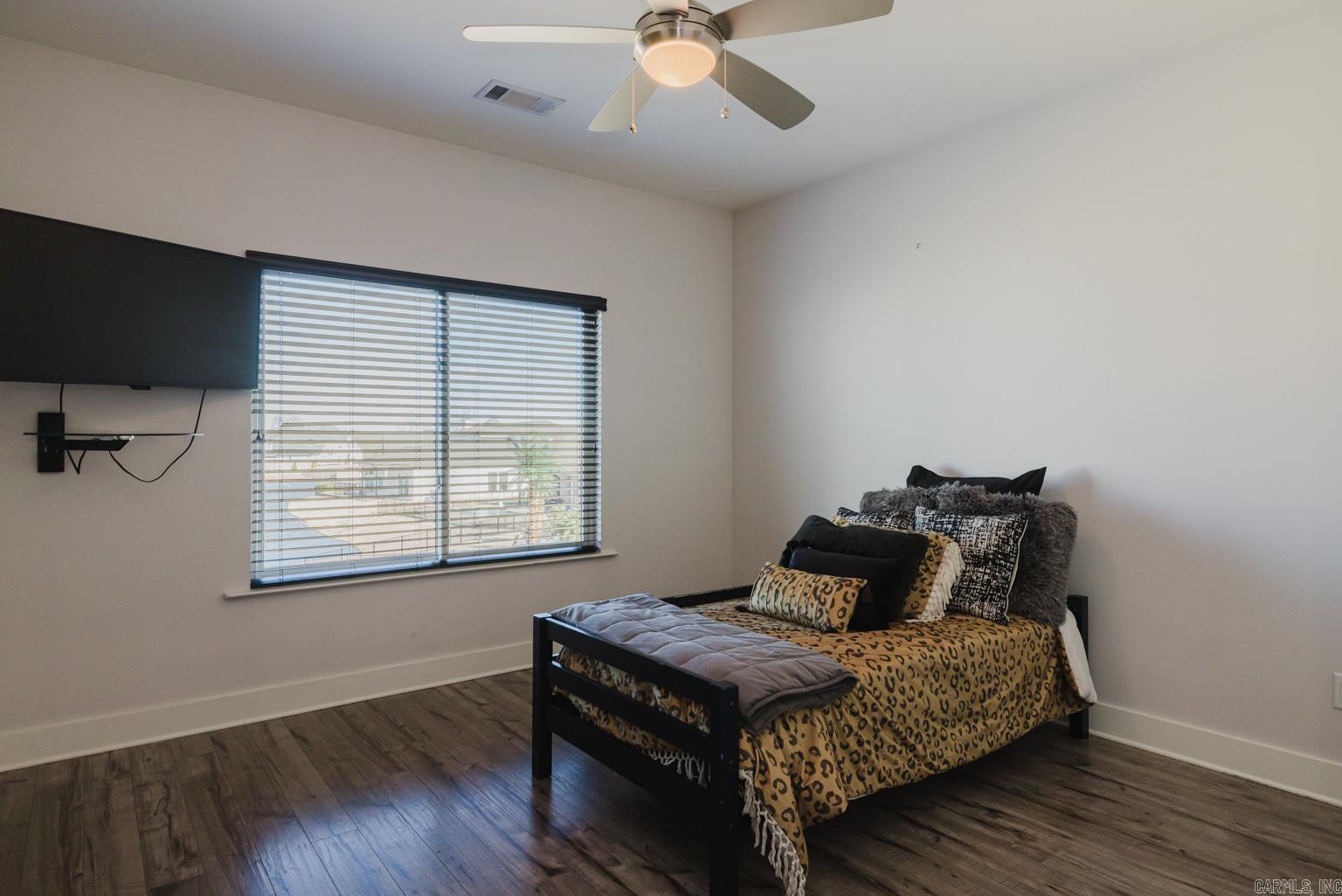 WEST LAKE VILLAGE - Residential