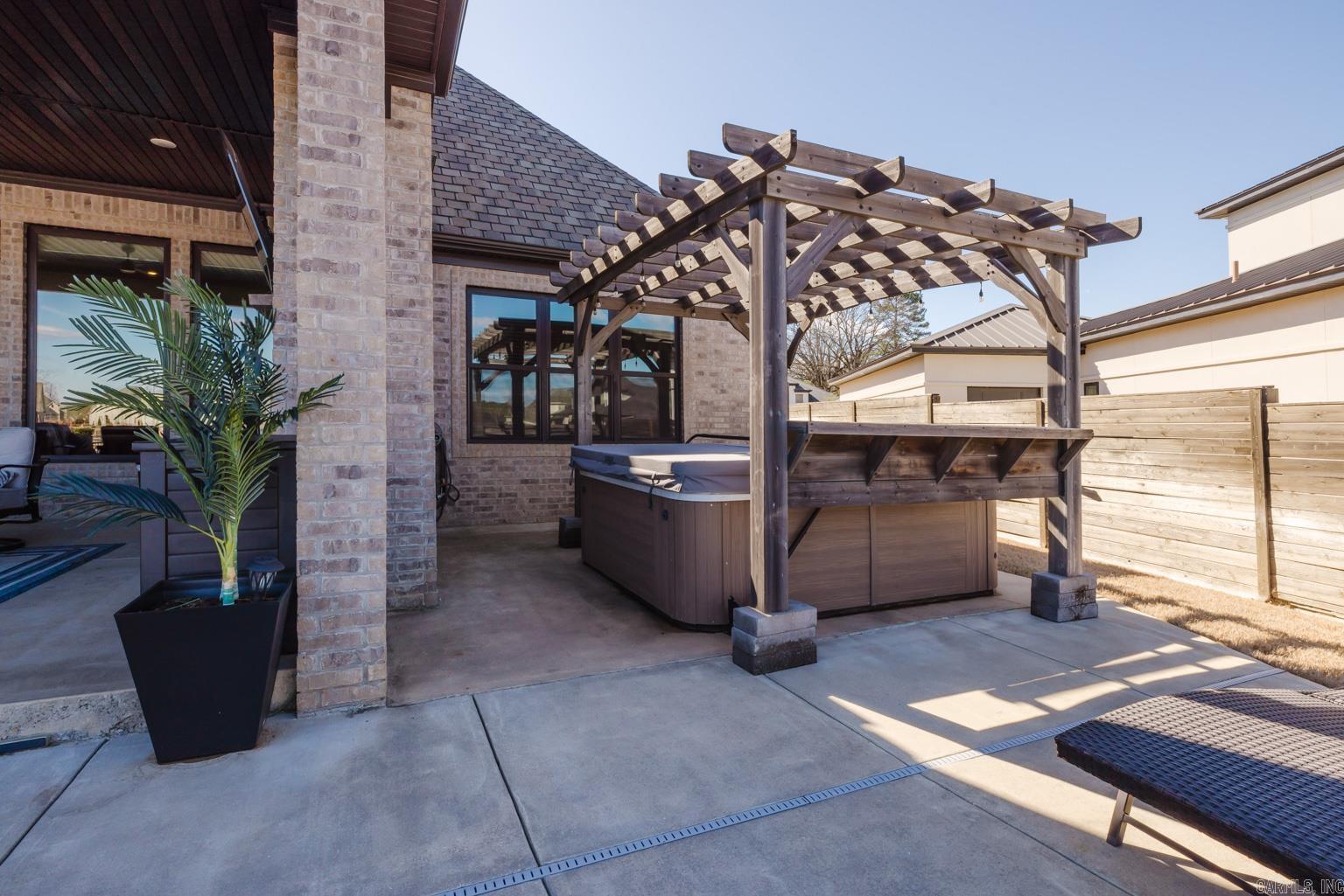 WEST LAKE VILLAGE - Residential