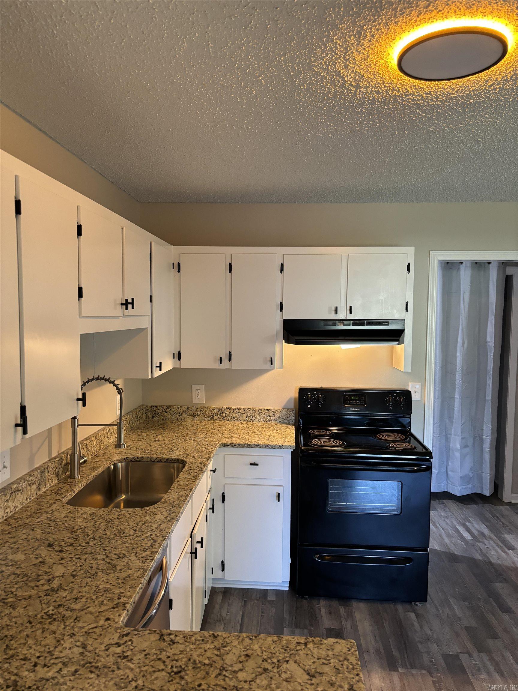 Golden Meadows - Residential