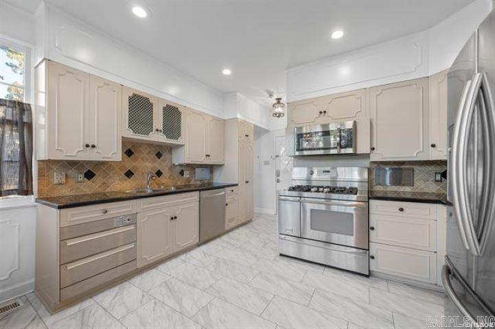 TRIVISTA - Residential