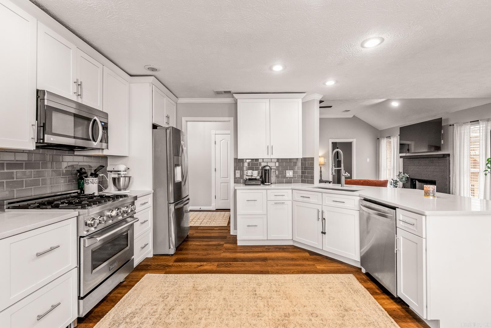 CUTTER RIDGE - Residential