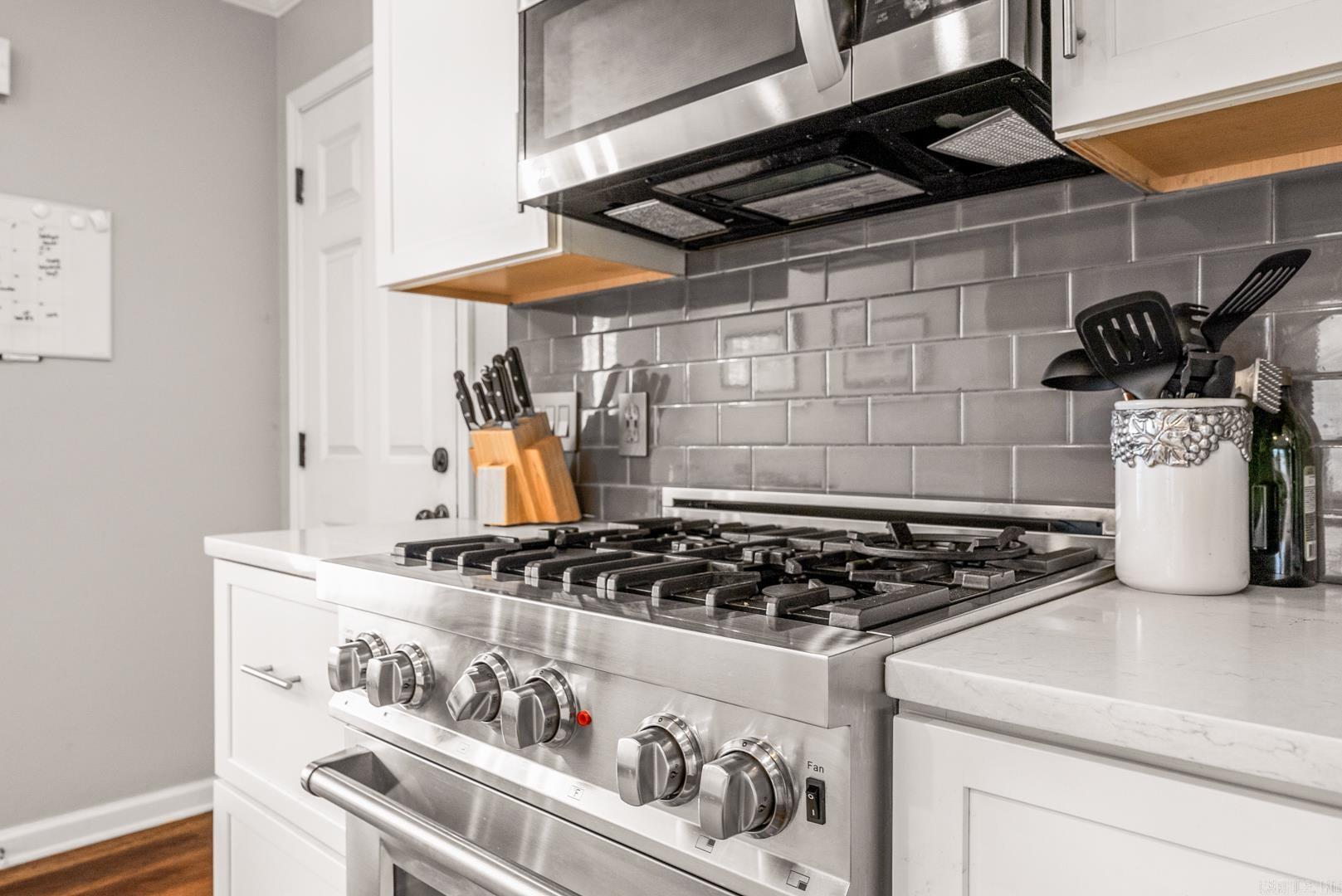 CUTTER RIDGE - Residential