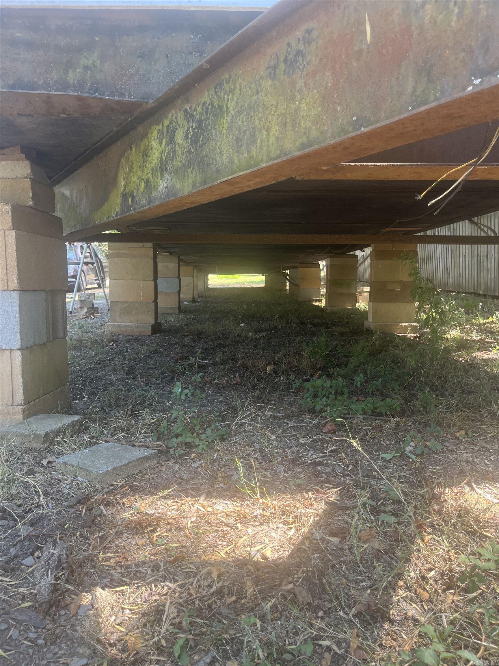 SKUNK HOLLOW - Residential