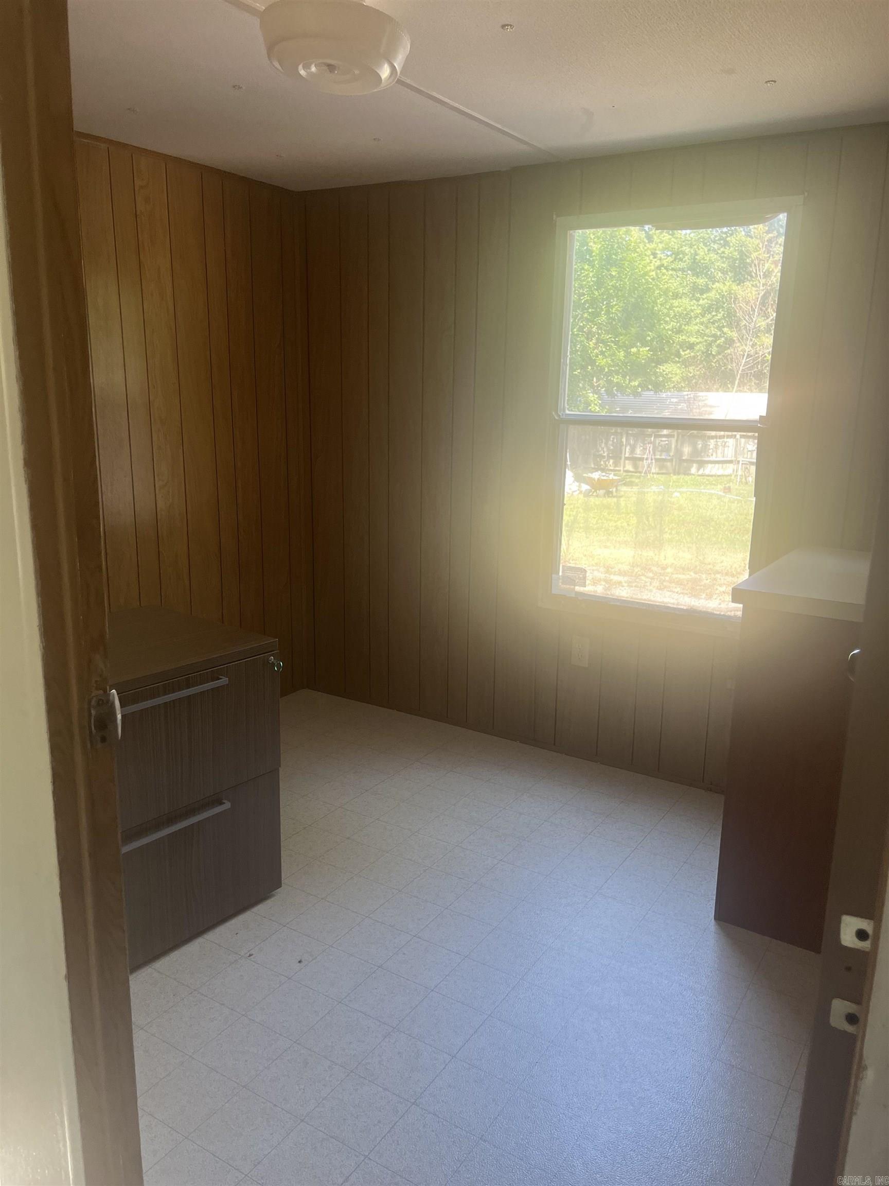 SKUNK HOLLOW - Residential