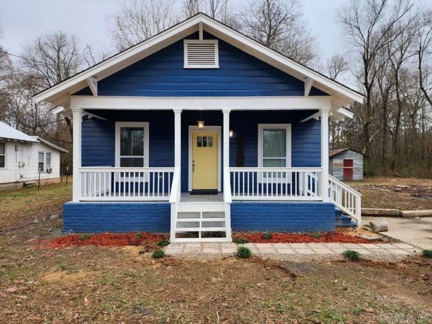 A newly remodeled Bungalow home with beautiful charm, nestled on a private street.  Just 5 minutes from the Elementary, Middle School and HS. This house features central air and heat, large bedrooms, a 1-½ bath, new appliances, an oversized laundry room that has room to make a study nook if wanted.  No pets allowed.