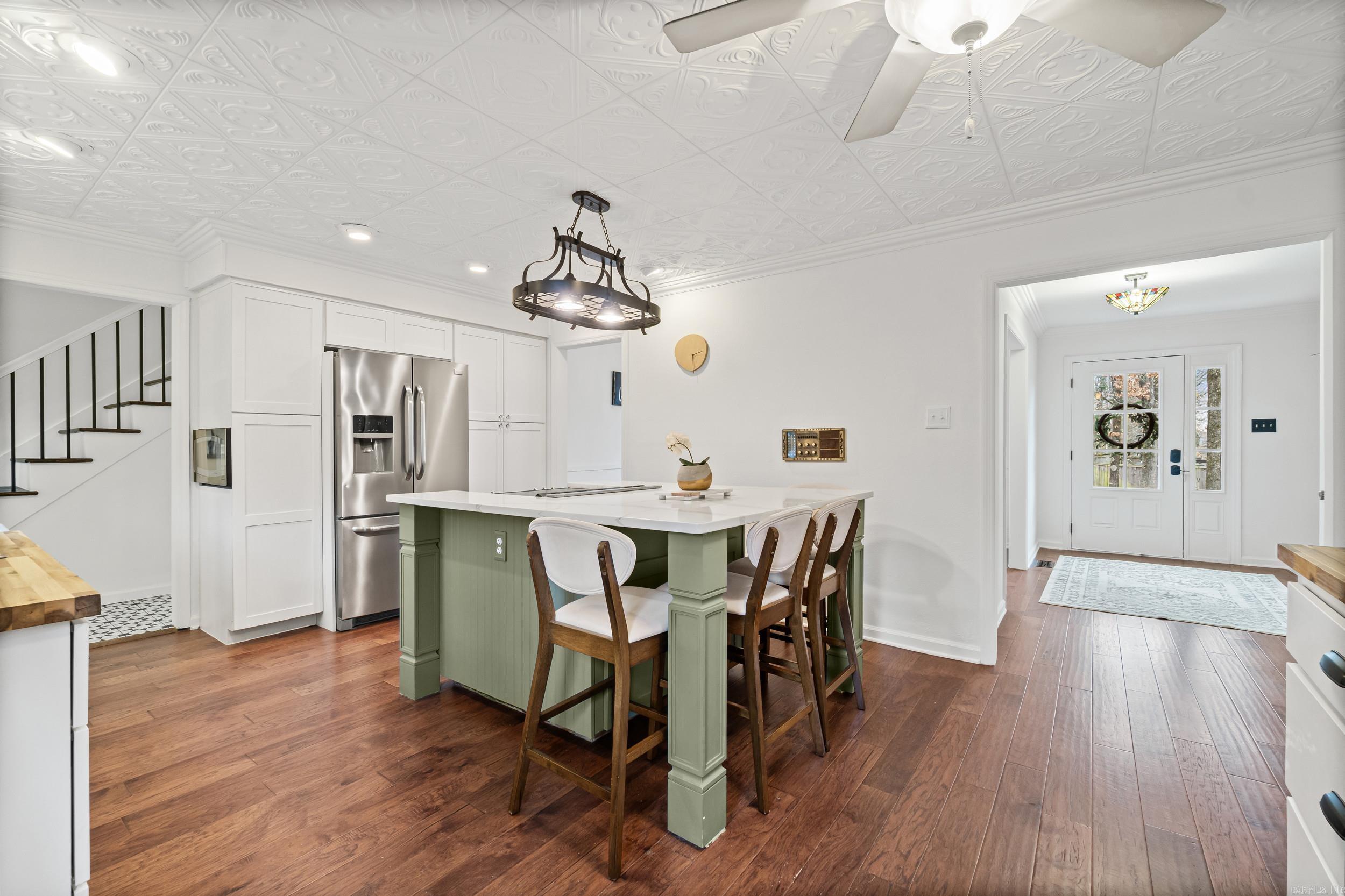 LAKEWOOD NE - Residential