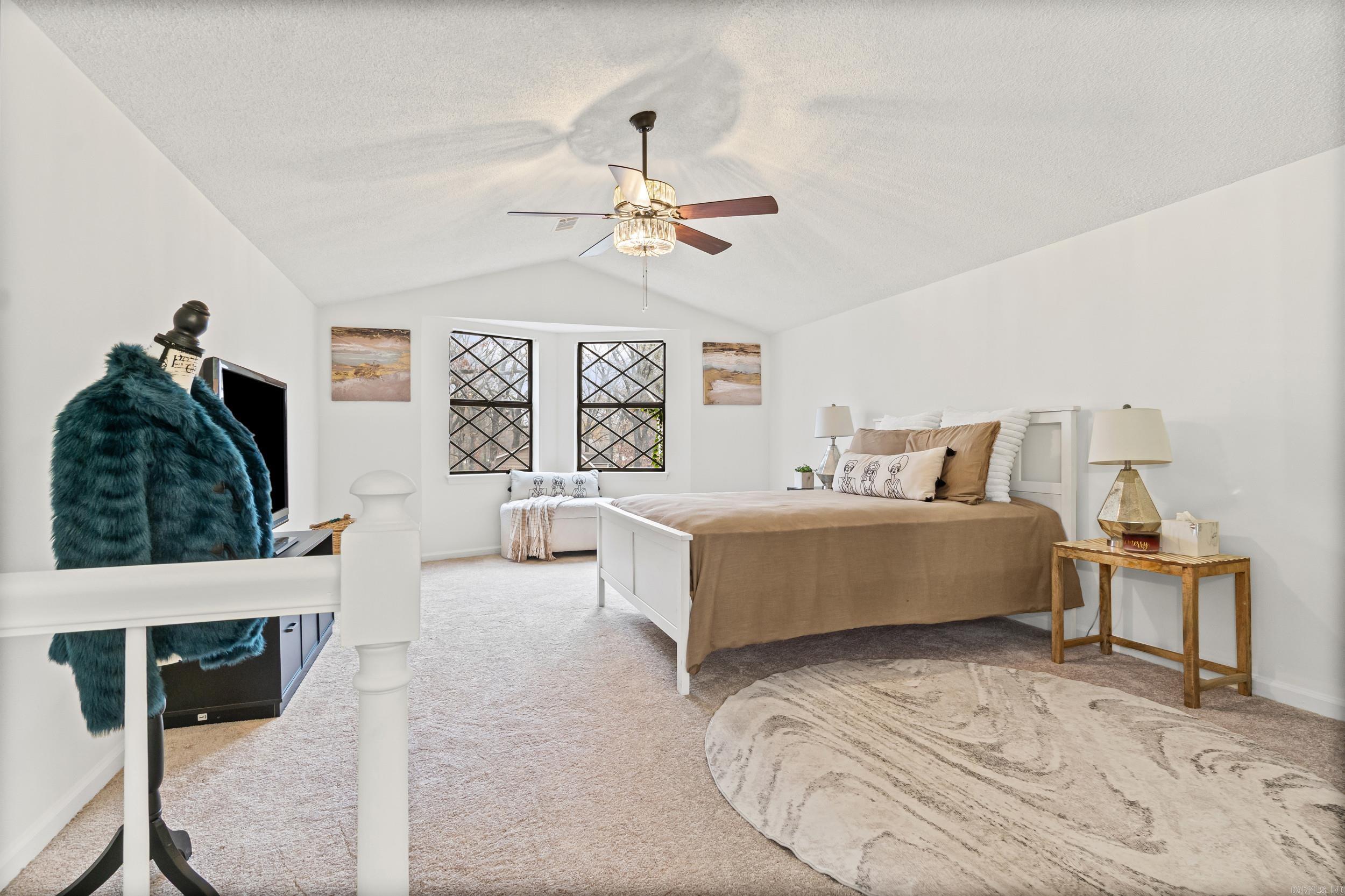 LAKEWOOD NE - Residential