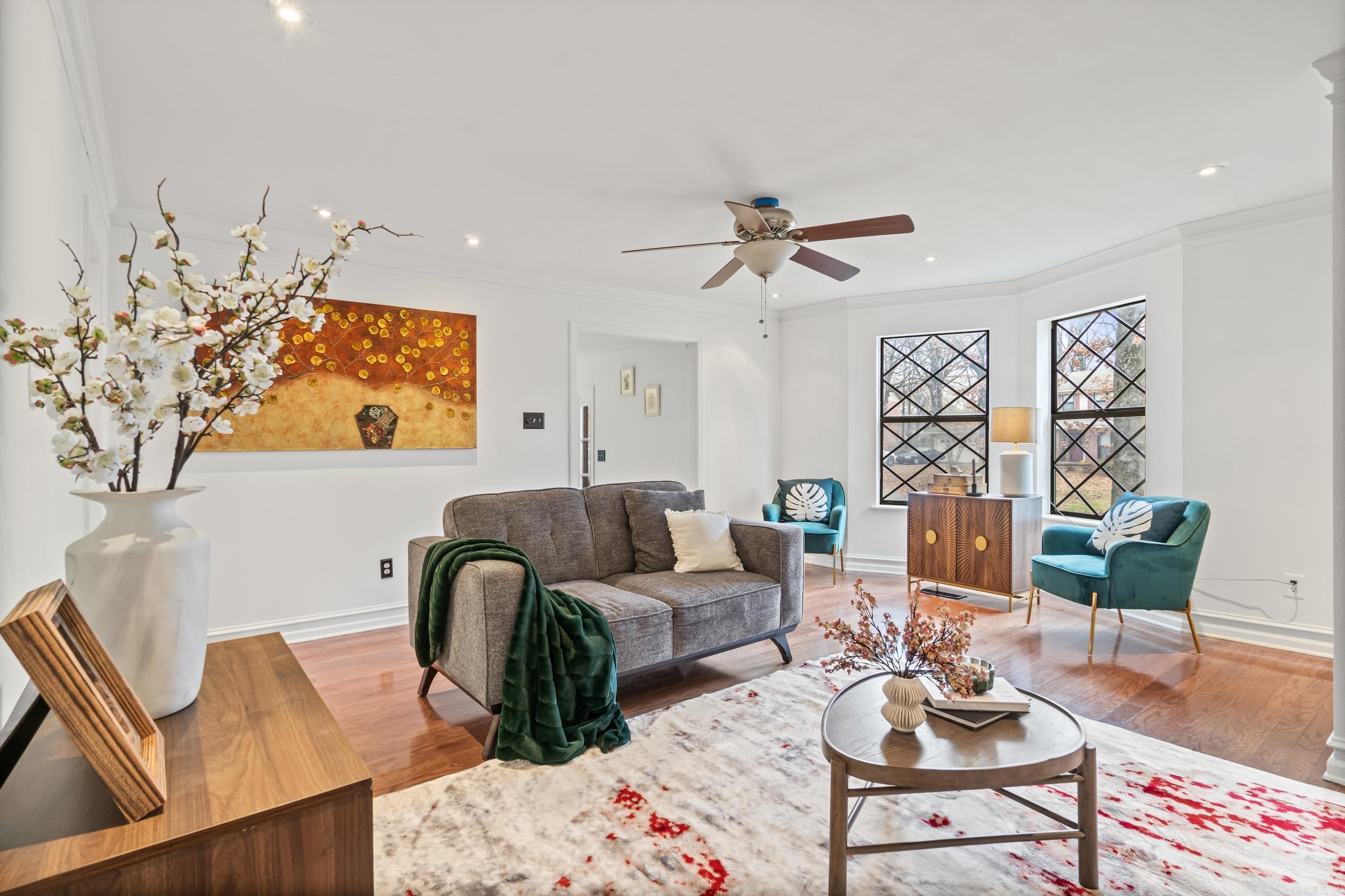 LAKEWOOD NE - Residential