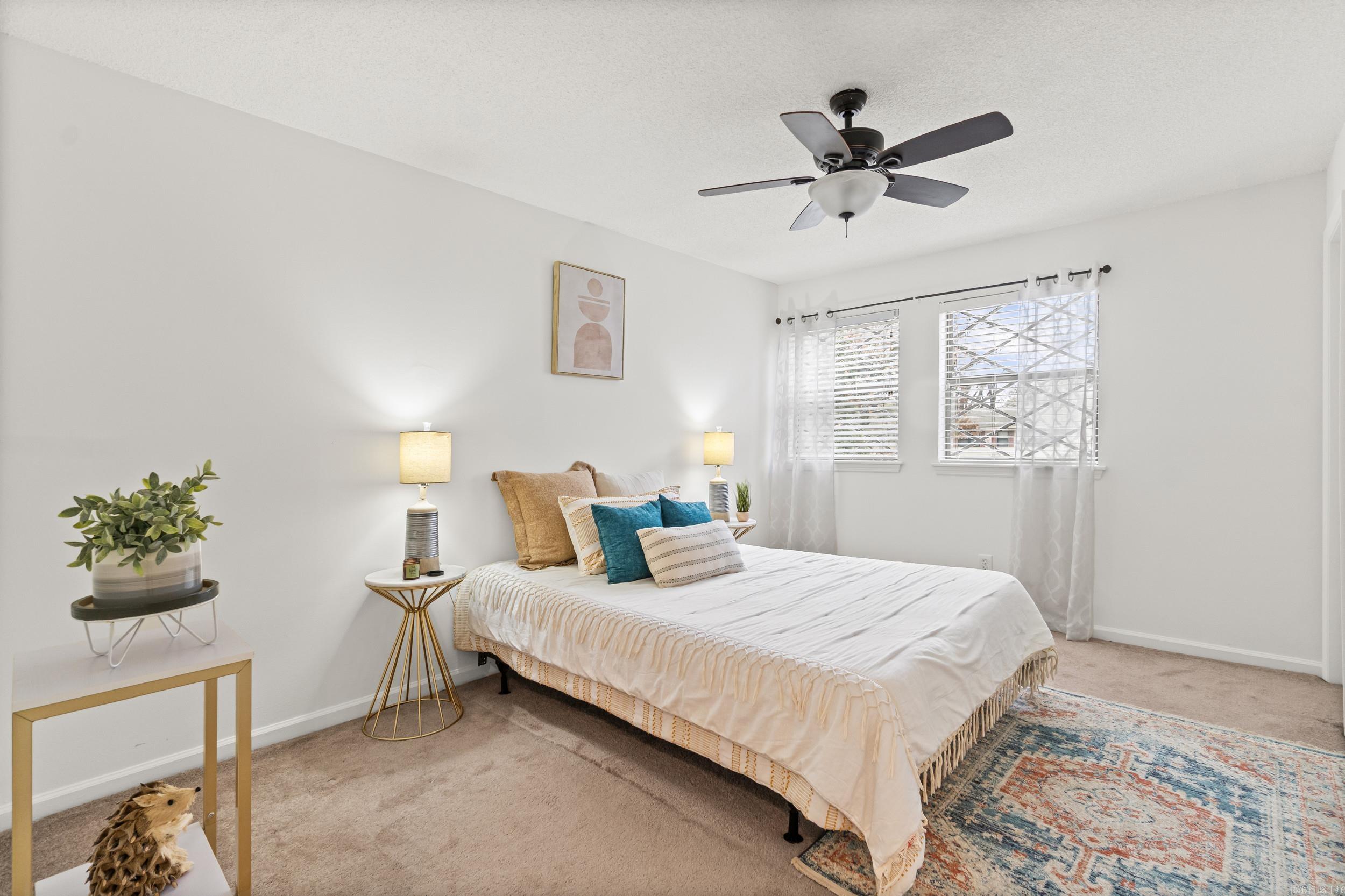 LAKEWOOD NE - Residential