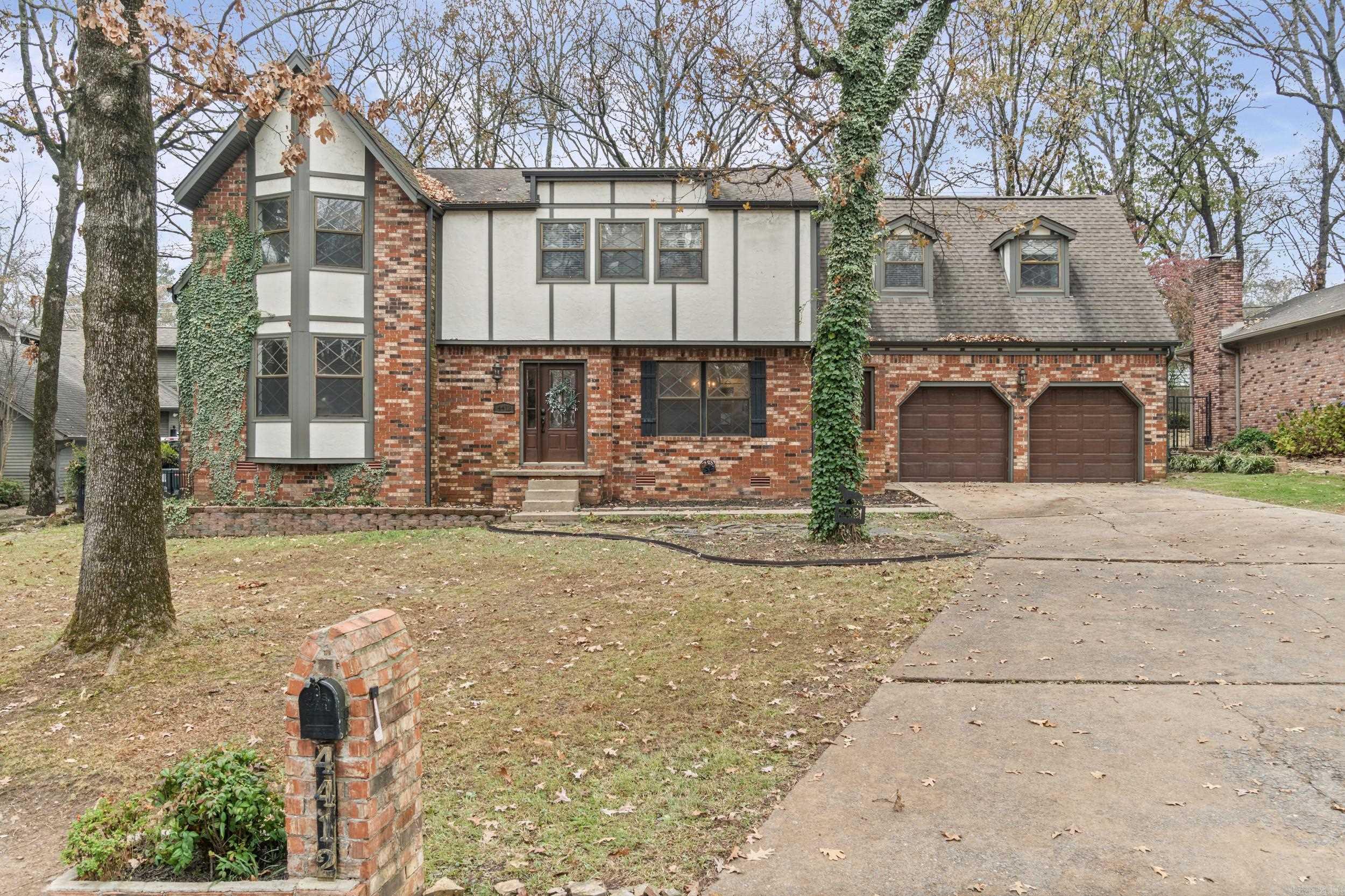 LAKEWOOD NE - Residential