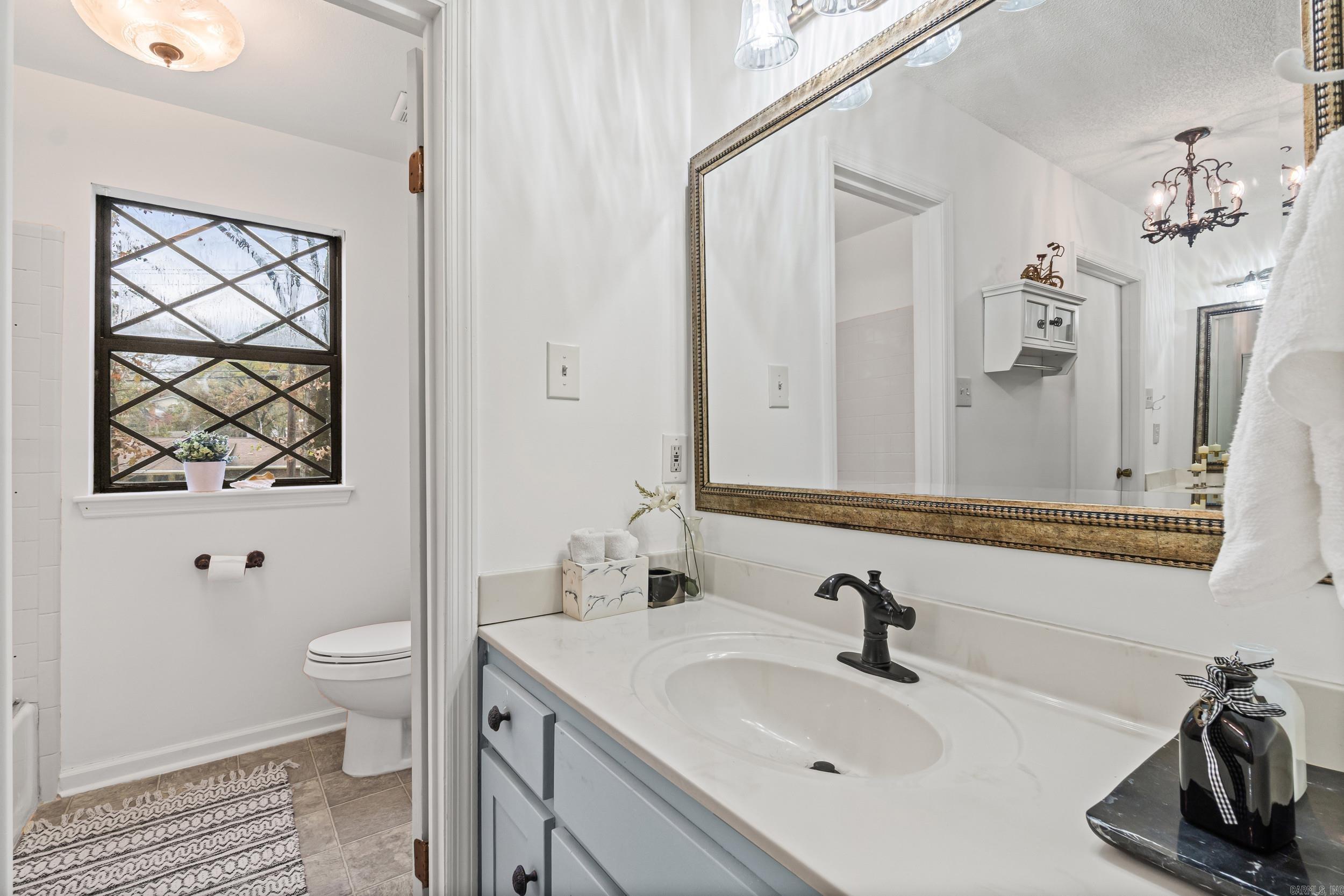 LAKEWOOD NE - Residential