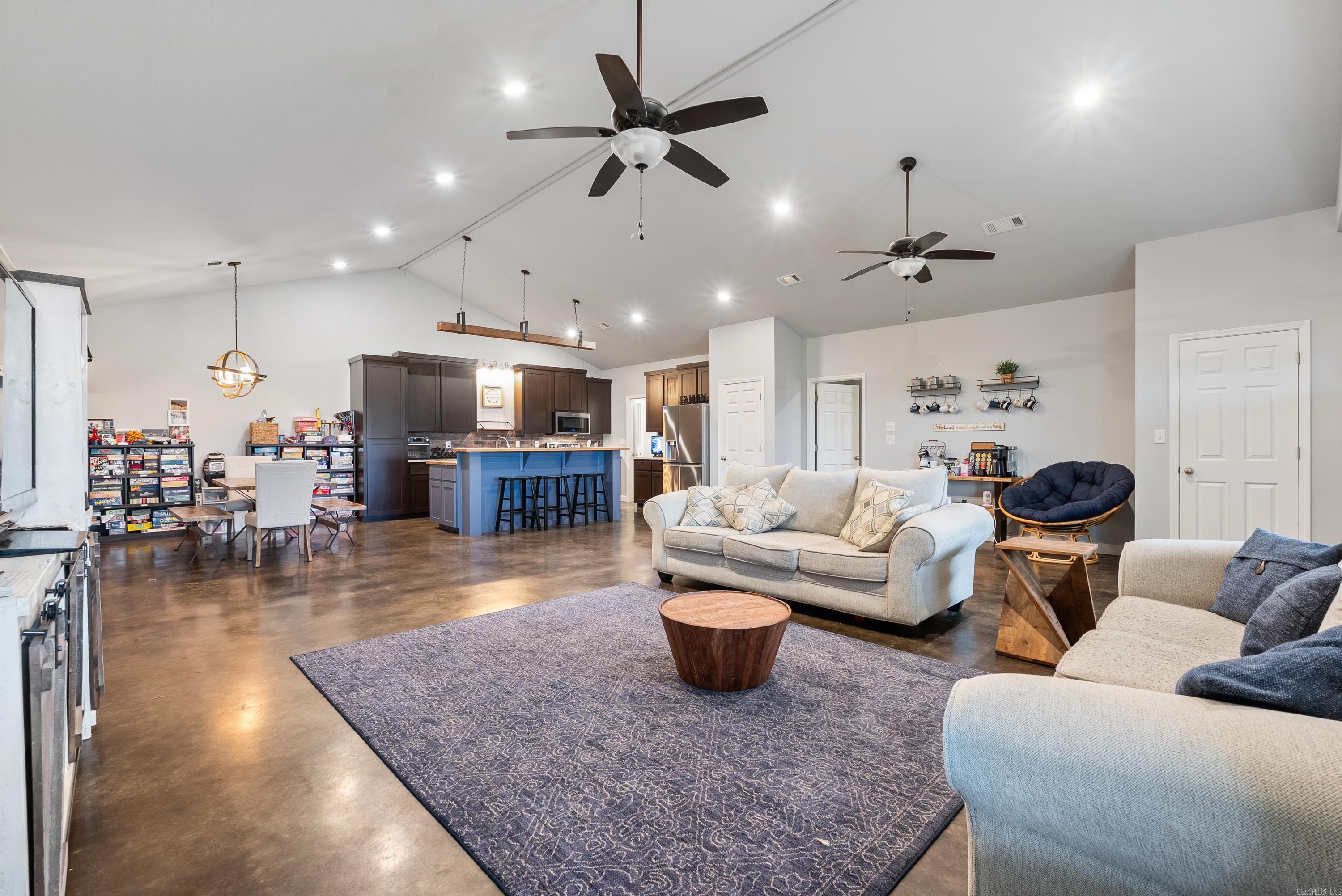 Metes & Bounds - Commercial Sale