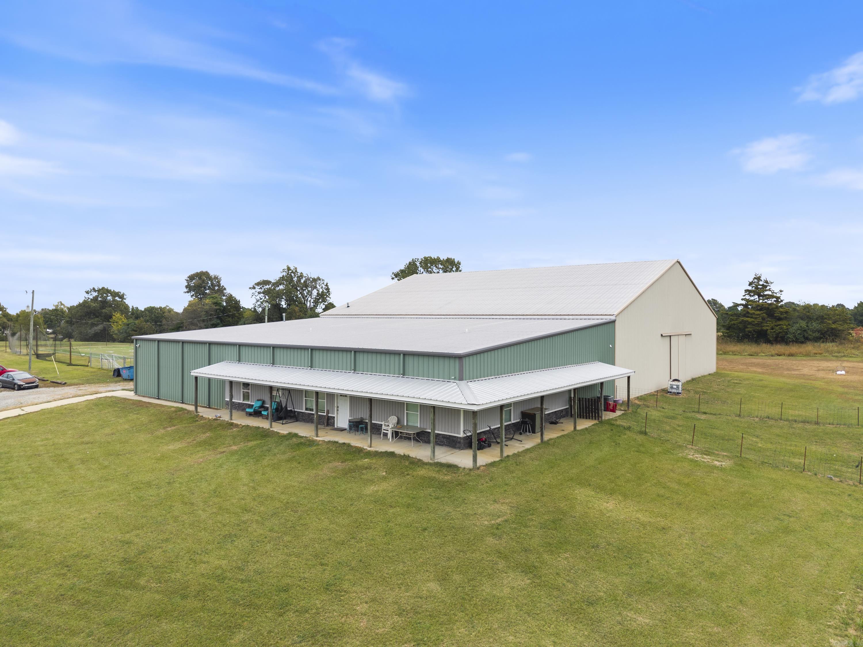 Metes & Bounds - Commercial Sale