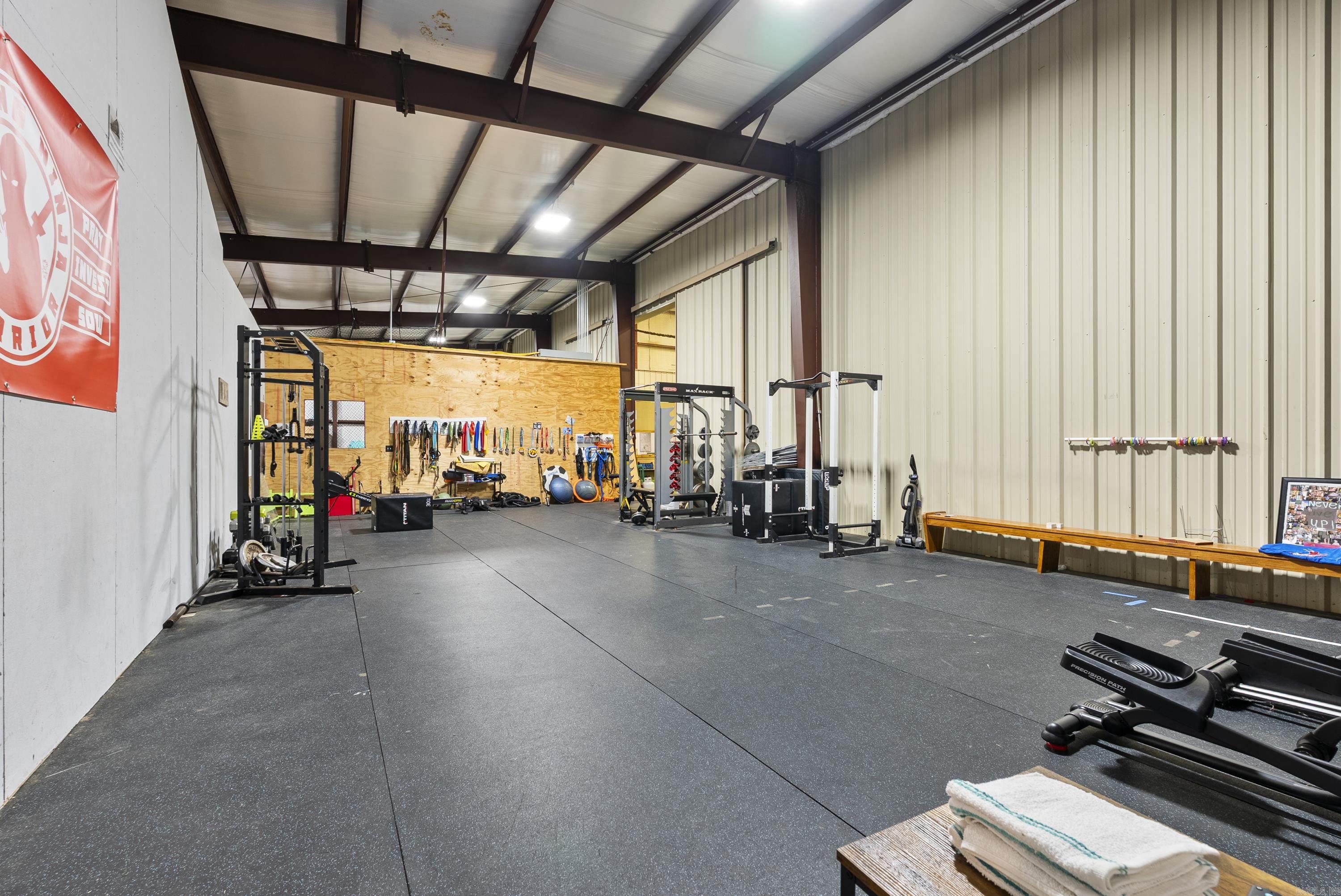 Metes & Bounds - Commercial Sale