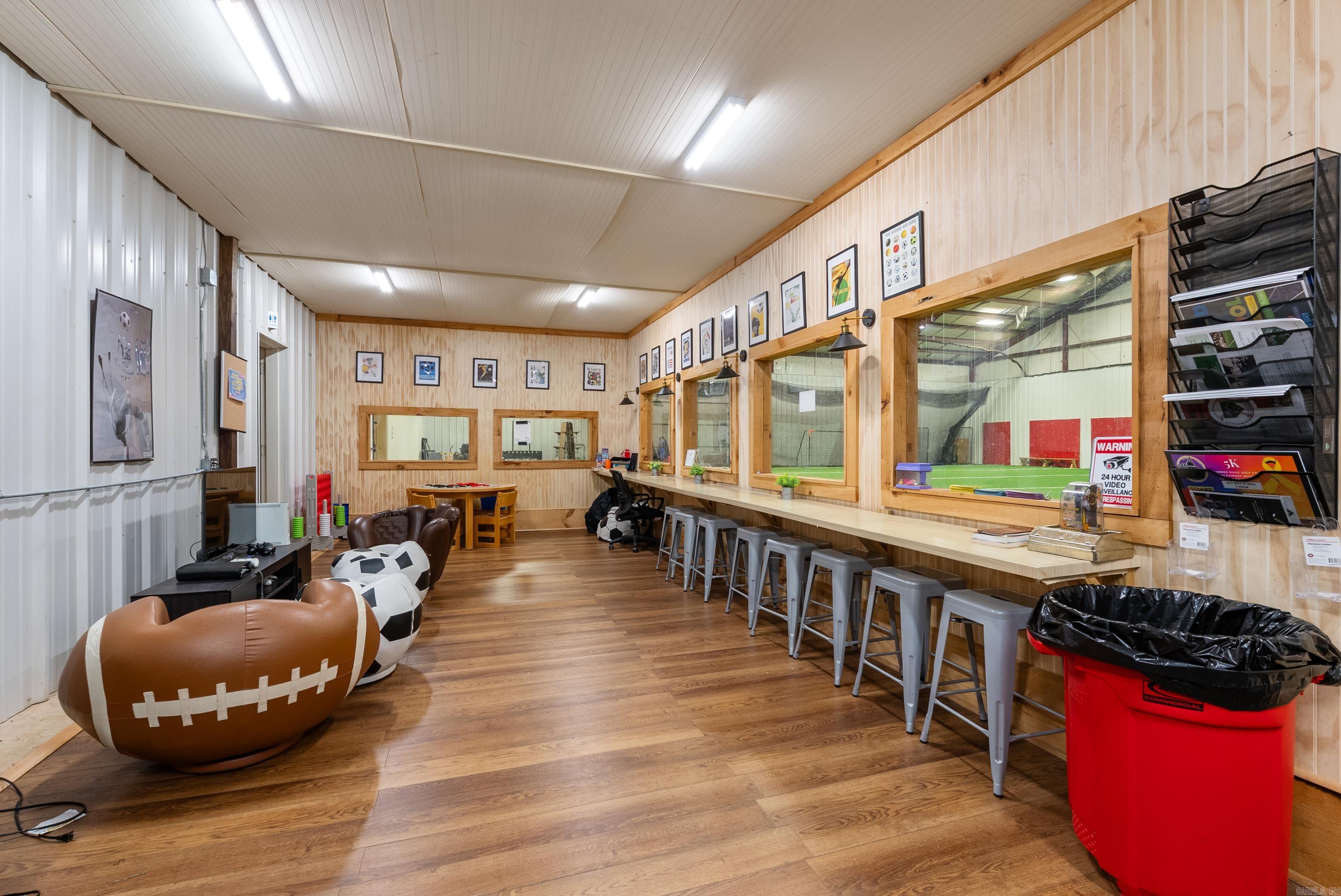 Metes & Bounds - Commercial Sale