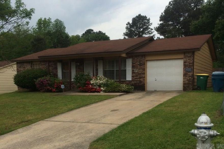 This 3 bedroom, 1.5 bath is located in a quiet subdivision in southwest Little Rock.  Recently updated with newer flooring, updated kitchen counters, fixtures and so much more. Fenced in backyard !  Come check it out!