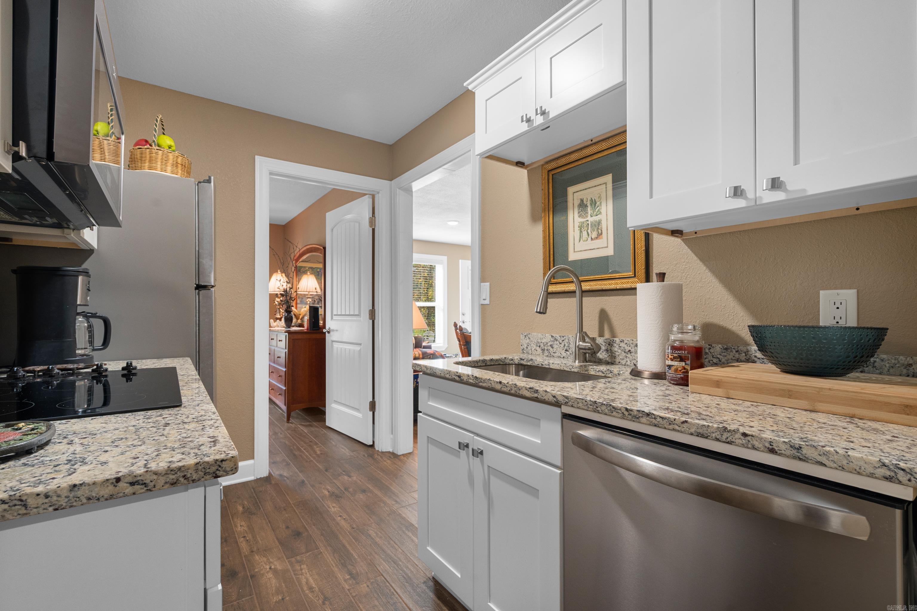 ALTA VISTA - Residential