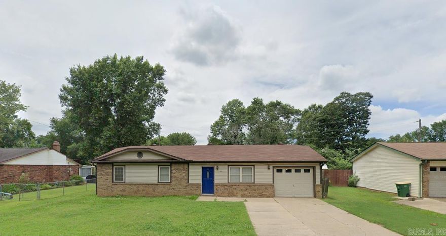 This charming home, located in the quiet meadows subdivision, offers a spacious floor plan perfect for comfortable living.  Featuring a versatile bonus room ideal for a playroom, office, or media space, this home provides plenty of room to grow and entertain.