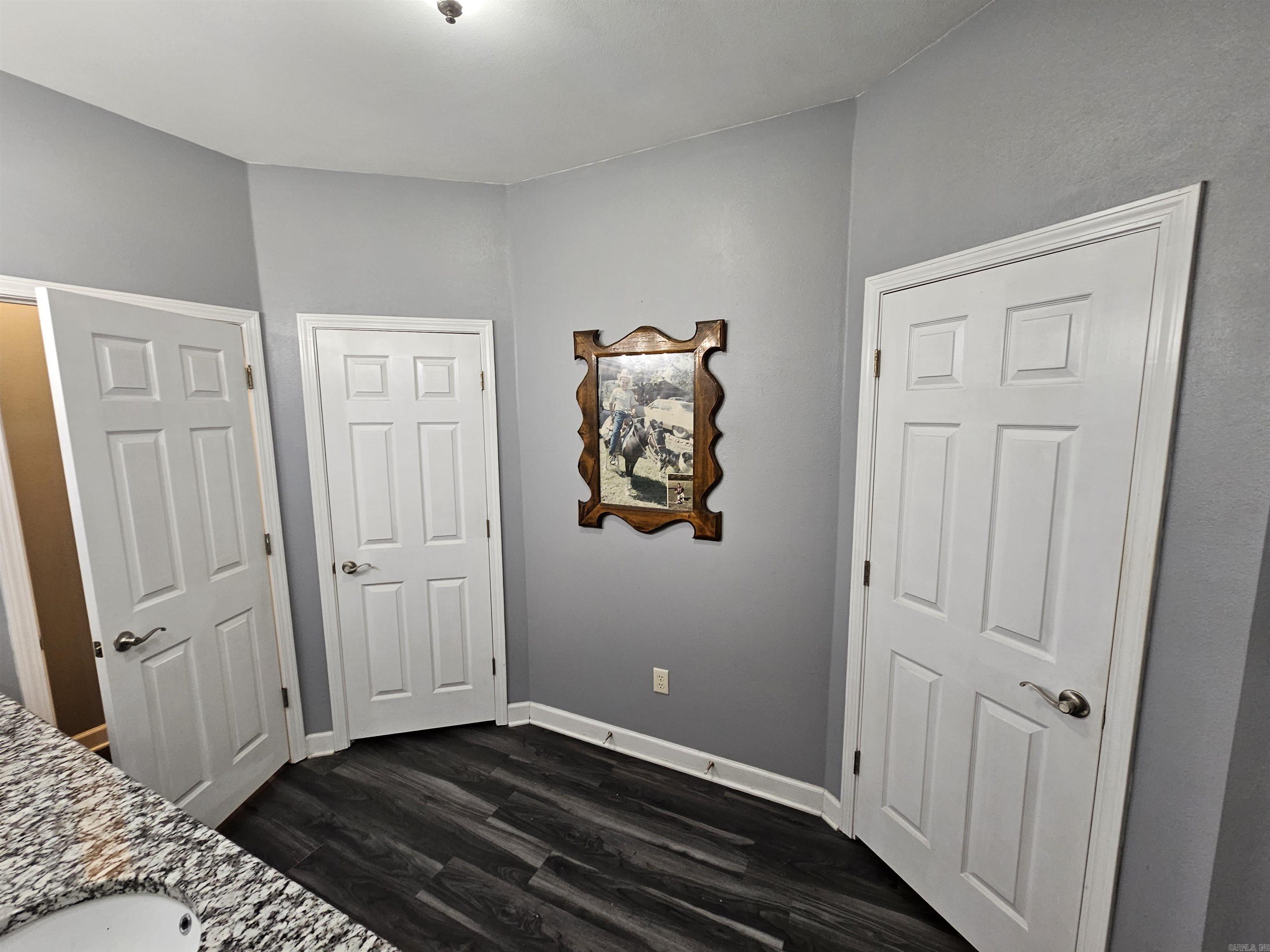 Centenial Valley - Residential Lease