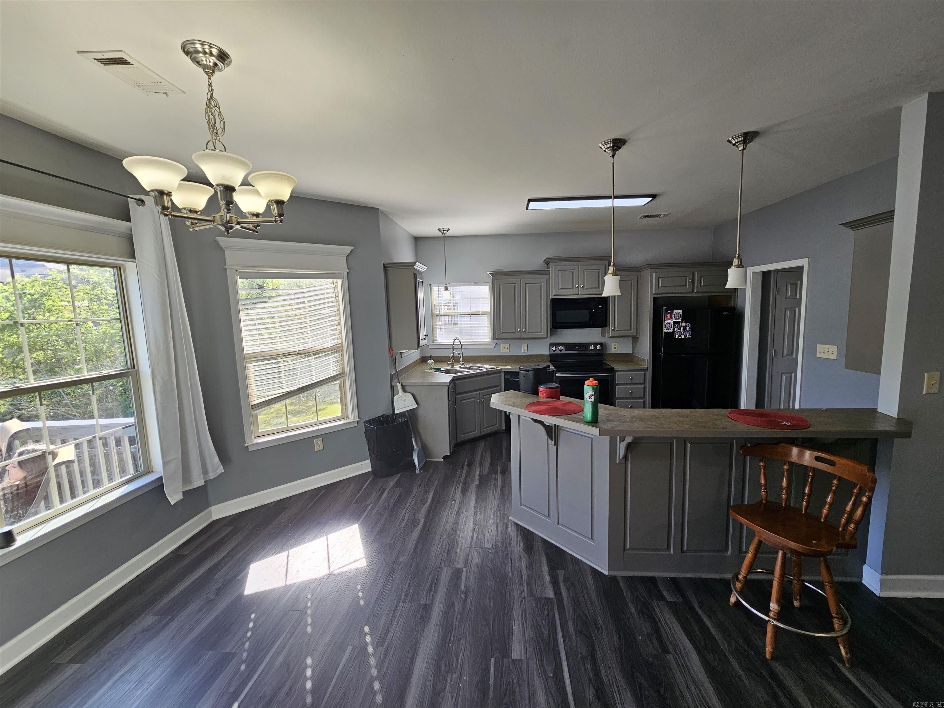 Centenial Valley - Residential Lease