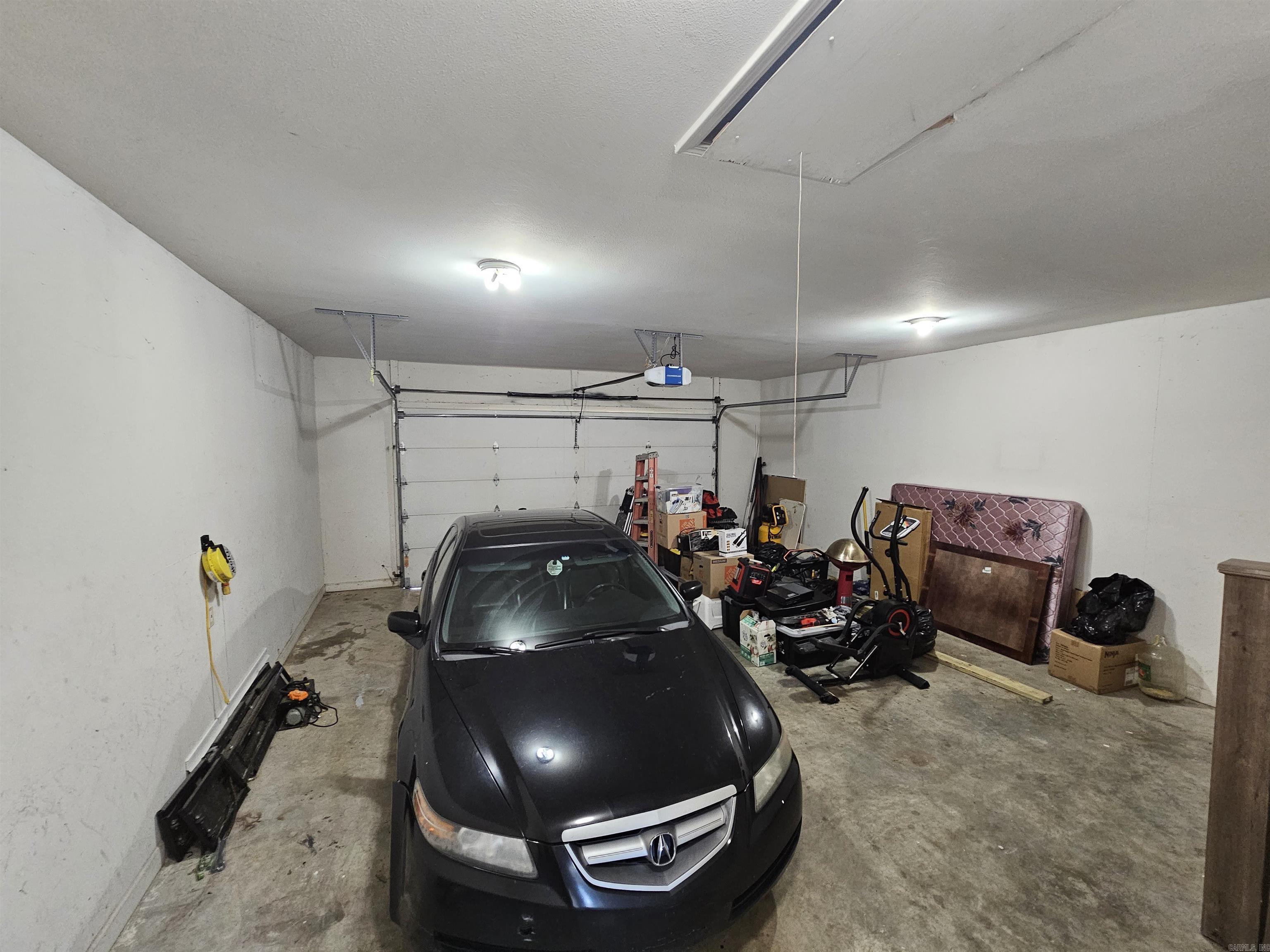 Centenial Valley - Residential Lease