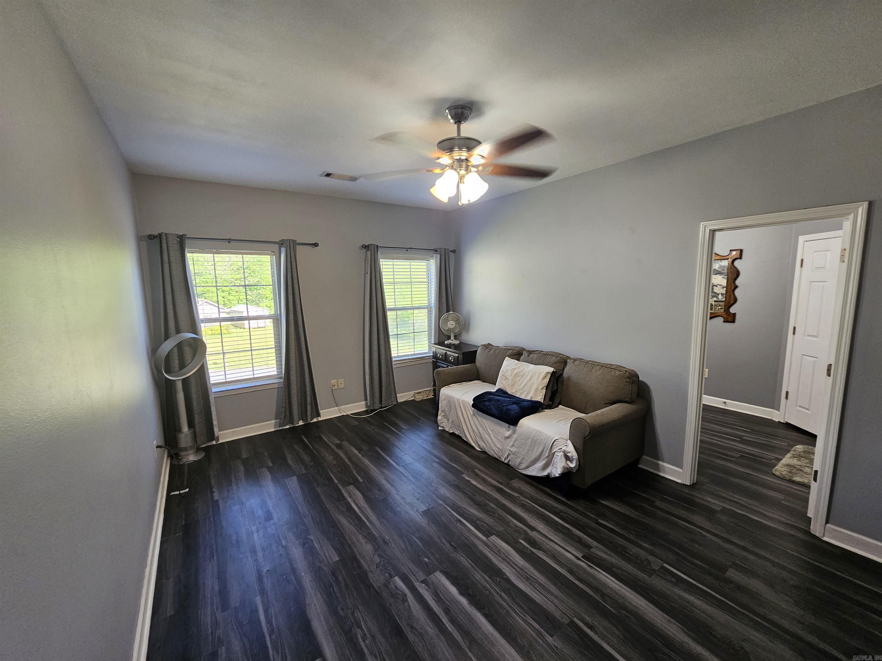 Centenial Valley - Residential Lease