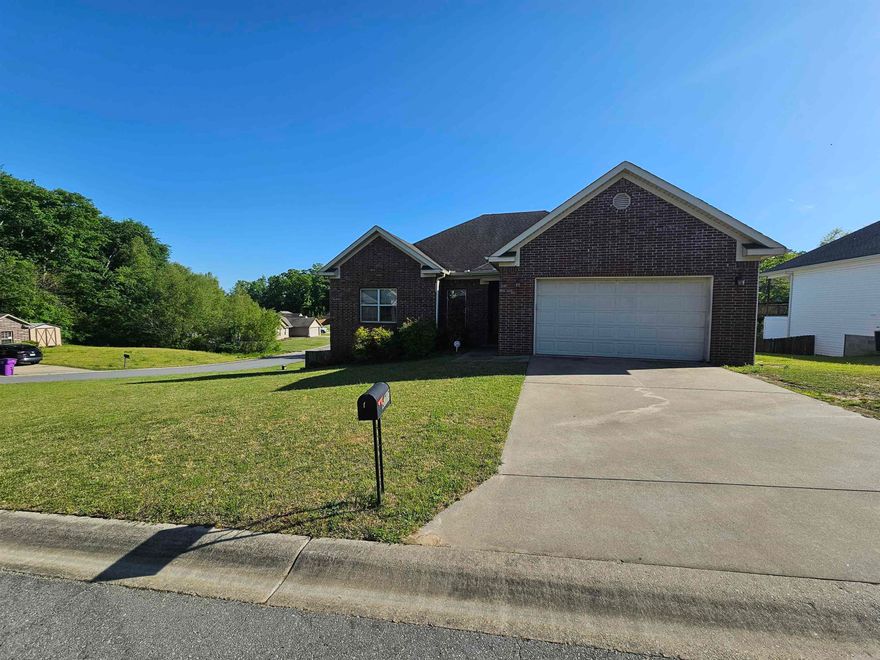 Looking for a great rental in Benton. Come take a look at this one in the country but close to town and shopping. This one has been updated within the last couple of years with a fully fenced backyard. Pets are welcome with extra deposits and fees. Call today to set up your private tour.