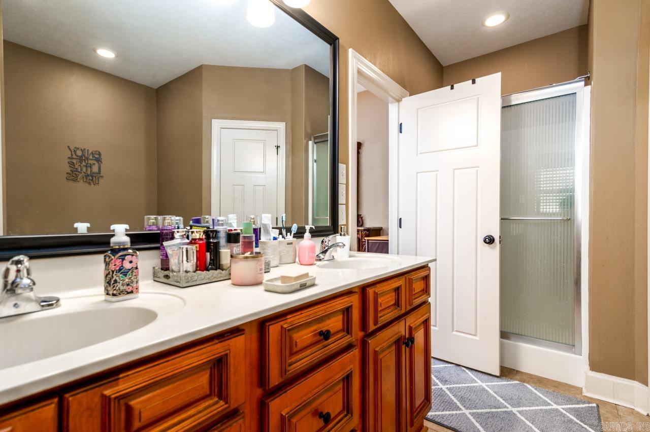 CHESTNUT MEADOWS - Residential