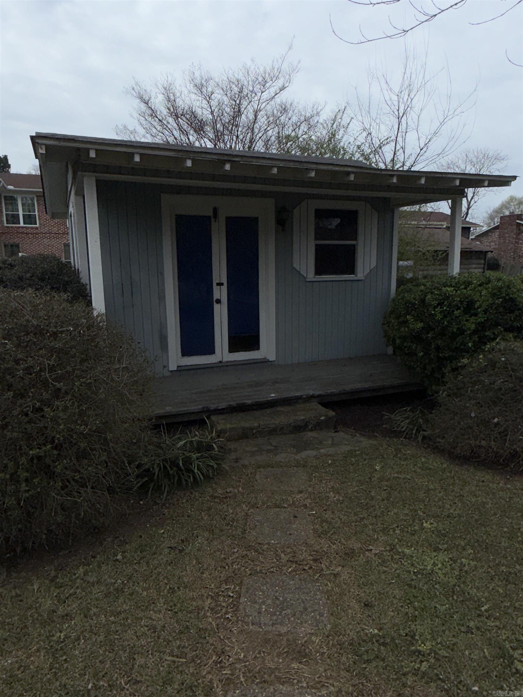 VILLAGE SOUTH - Residential