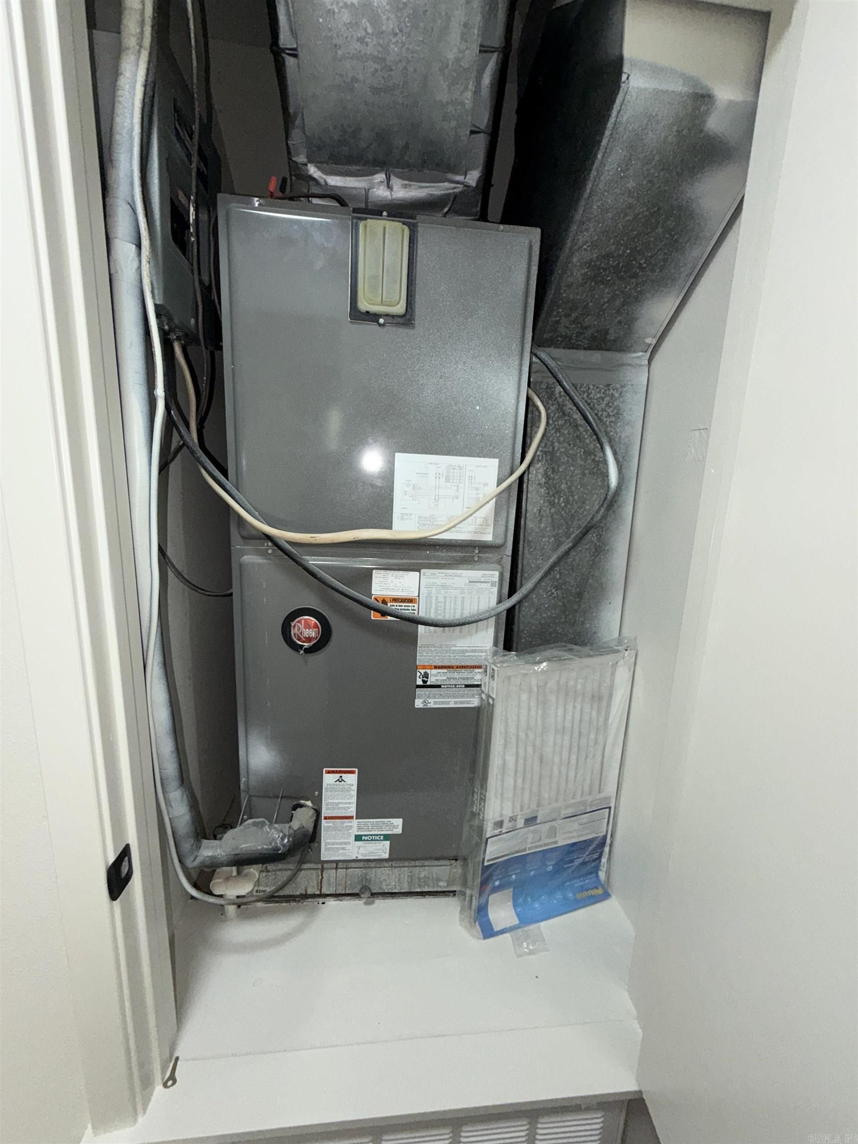 VILLAGE SOUTH - Residential