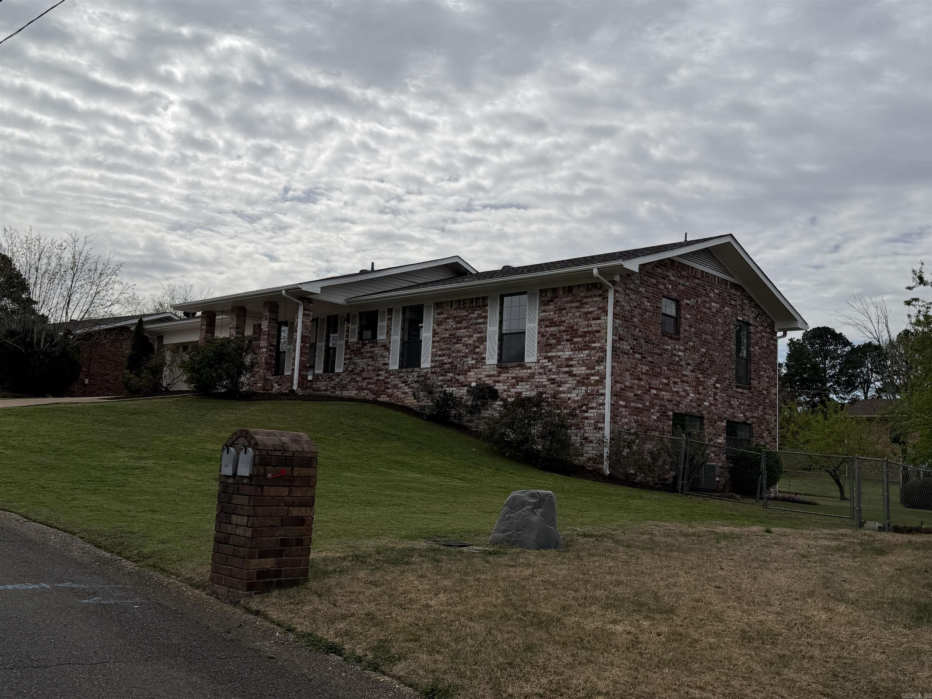 VILLAGE SOUTH - Residential