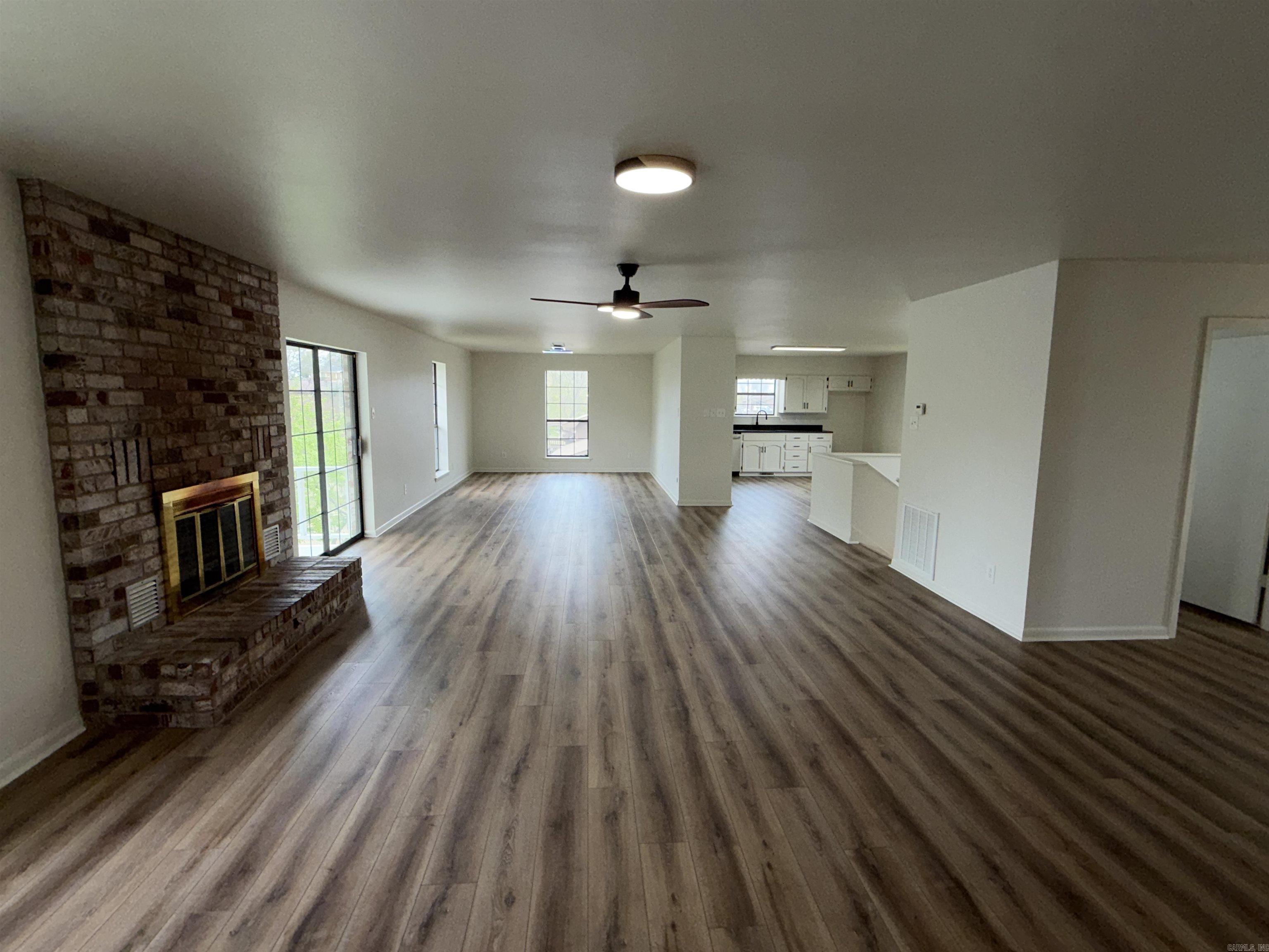 VILLAGE SOUTH - Residential